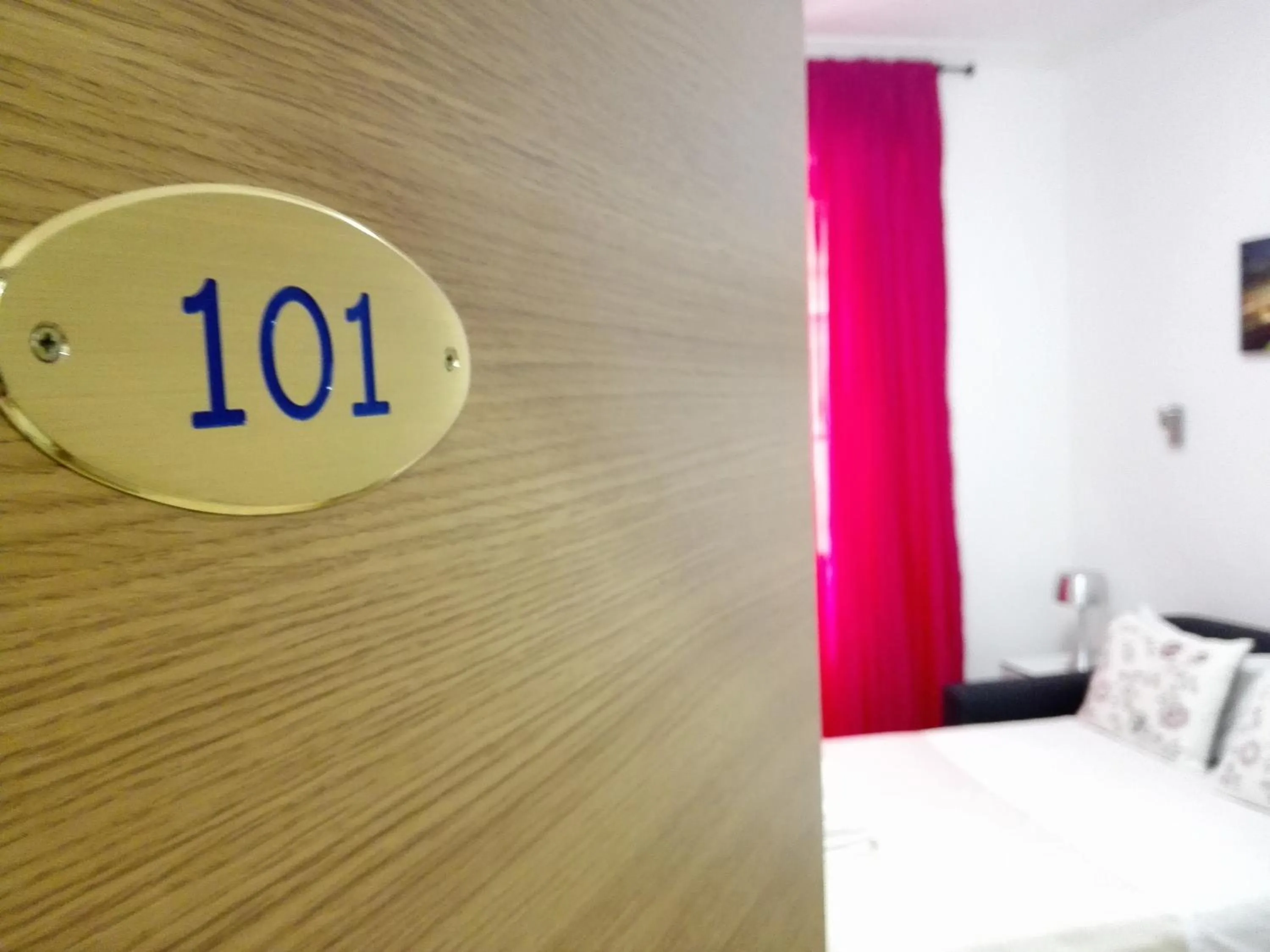 View (from property/room), Bed in Gateway Residence