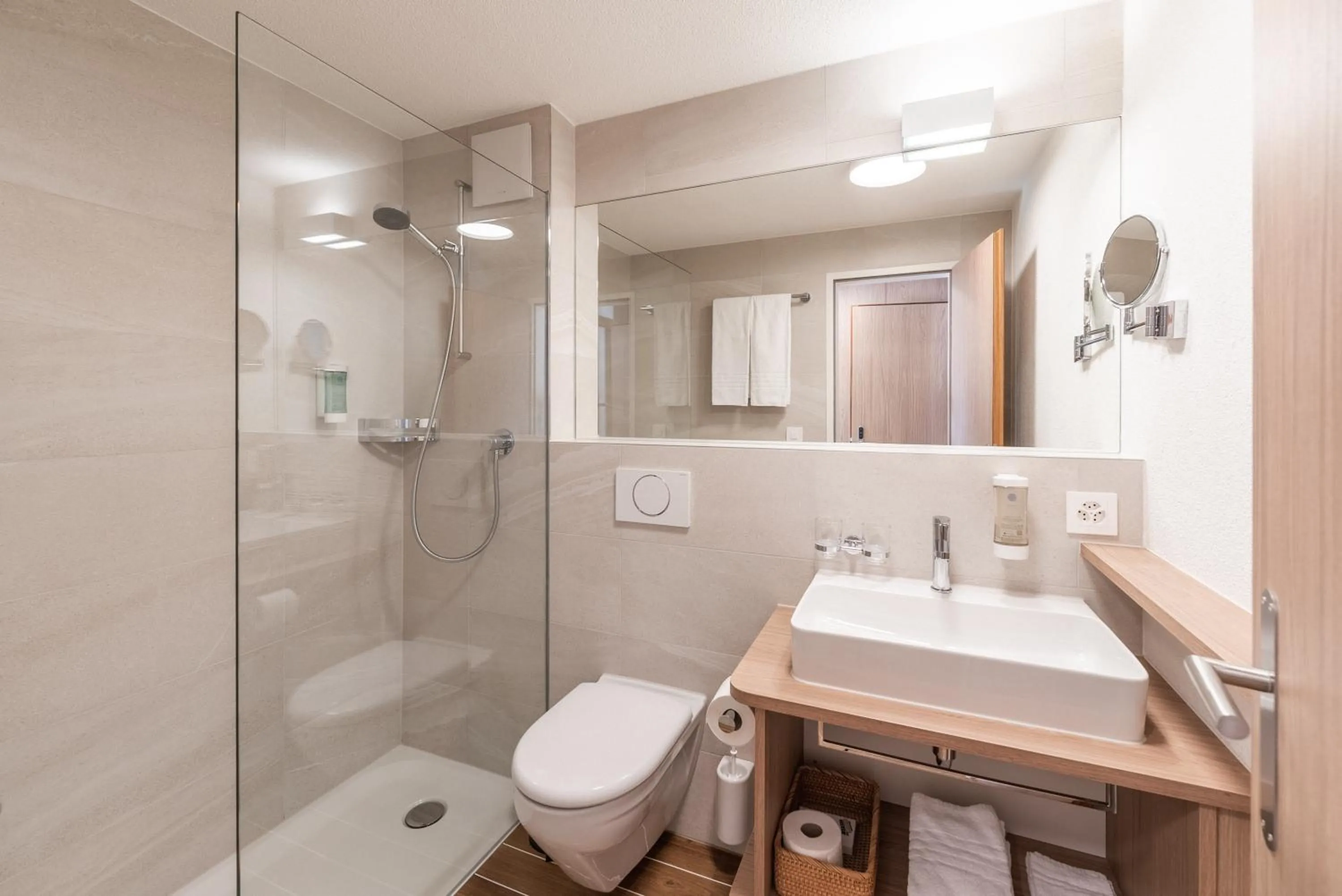 Shower in Hotel-Restaurant Seegarten-Marina