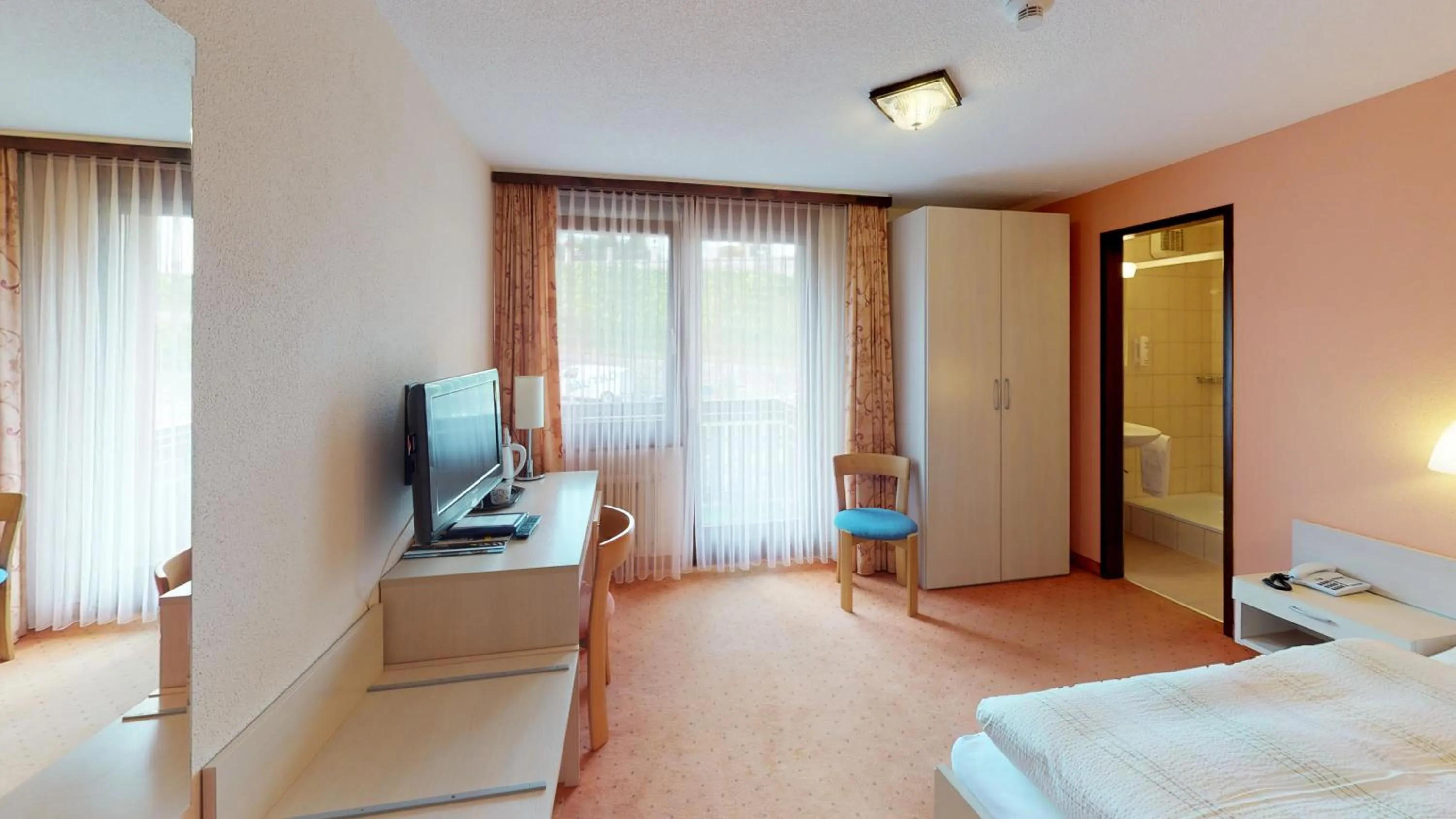 Bed in Hotel-Restaurant Seegarten-Marina