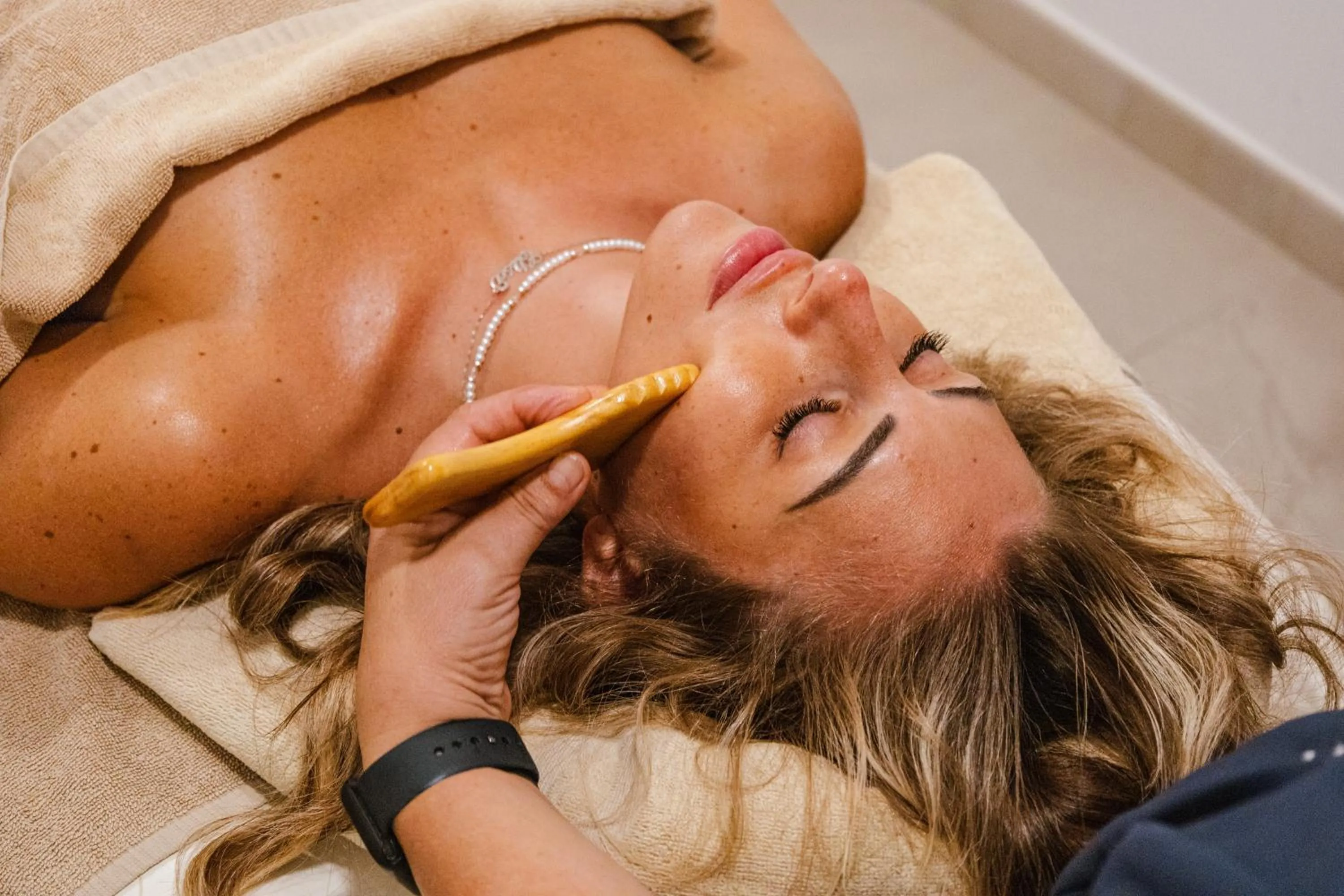 Massage in Seth 55 Santo Tomas