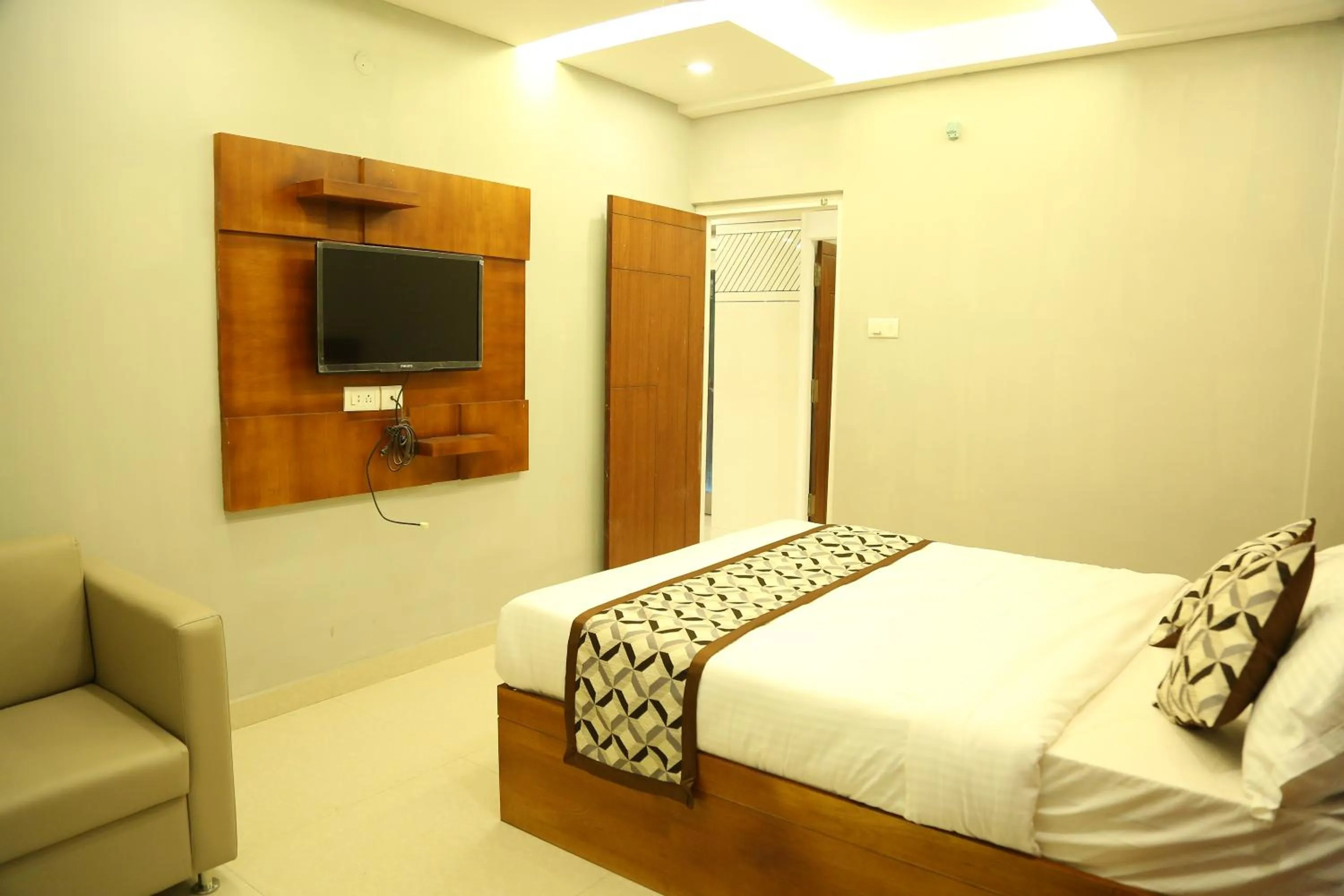 Bed in 4U Business Hotel