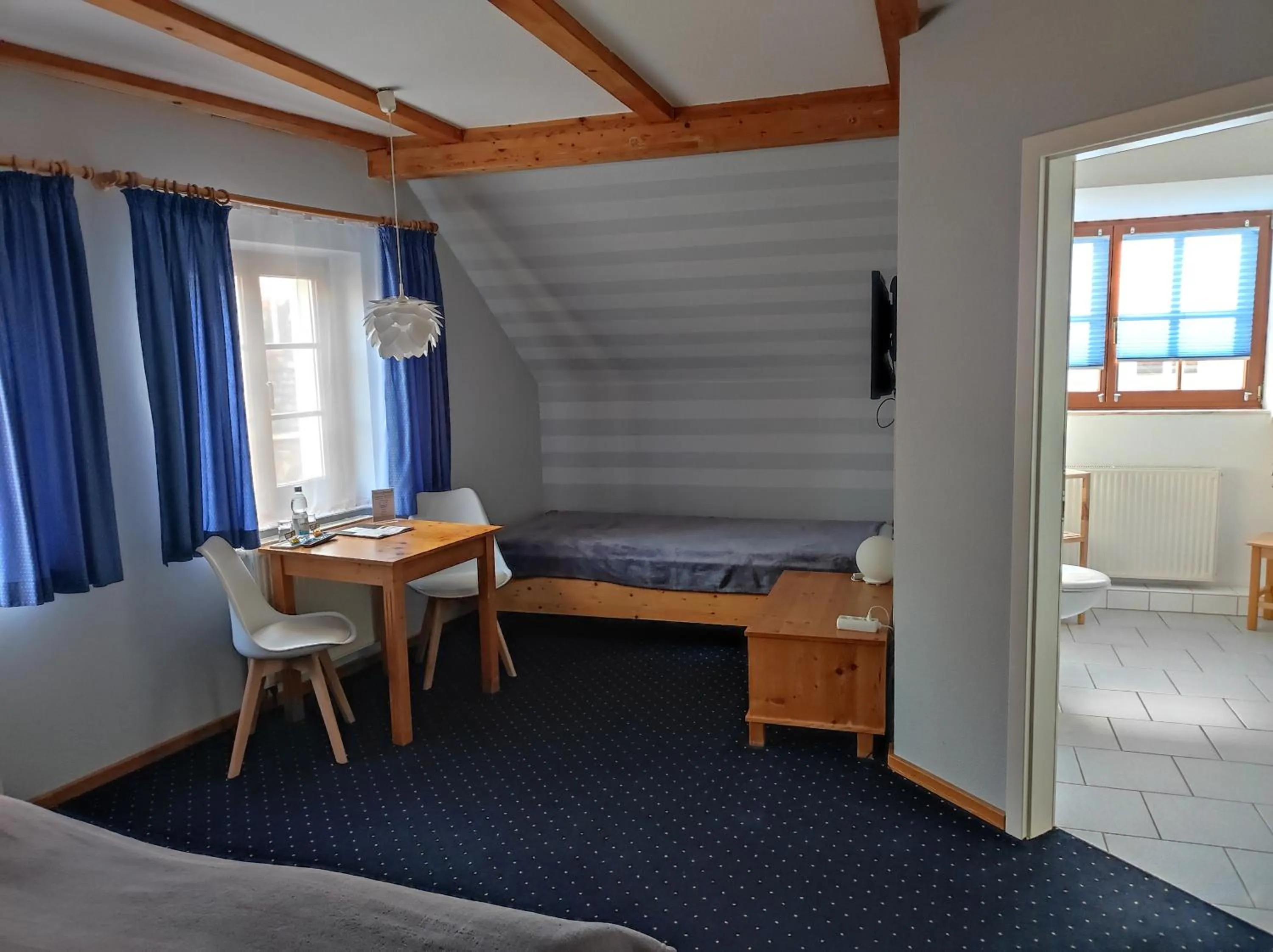 Bed in Hotel Blaue Blume