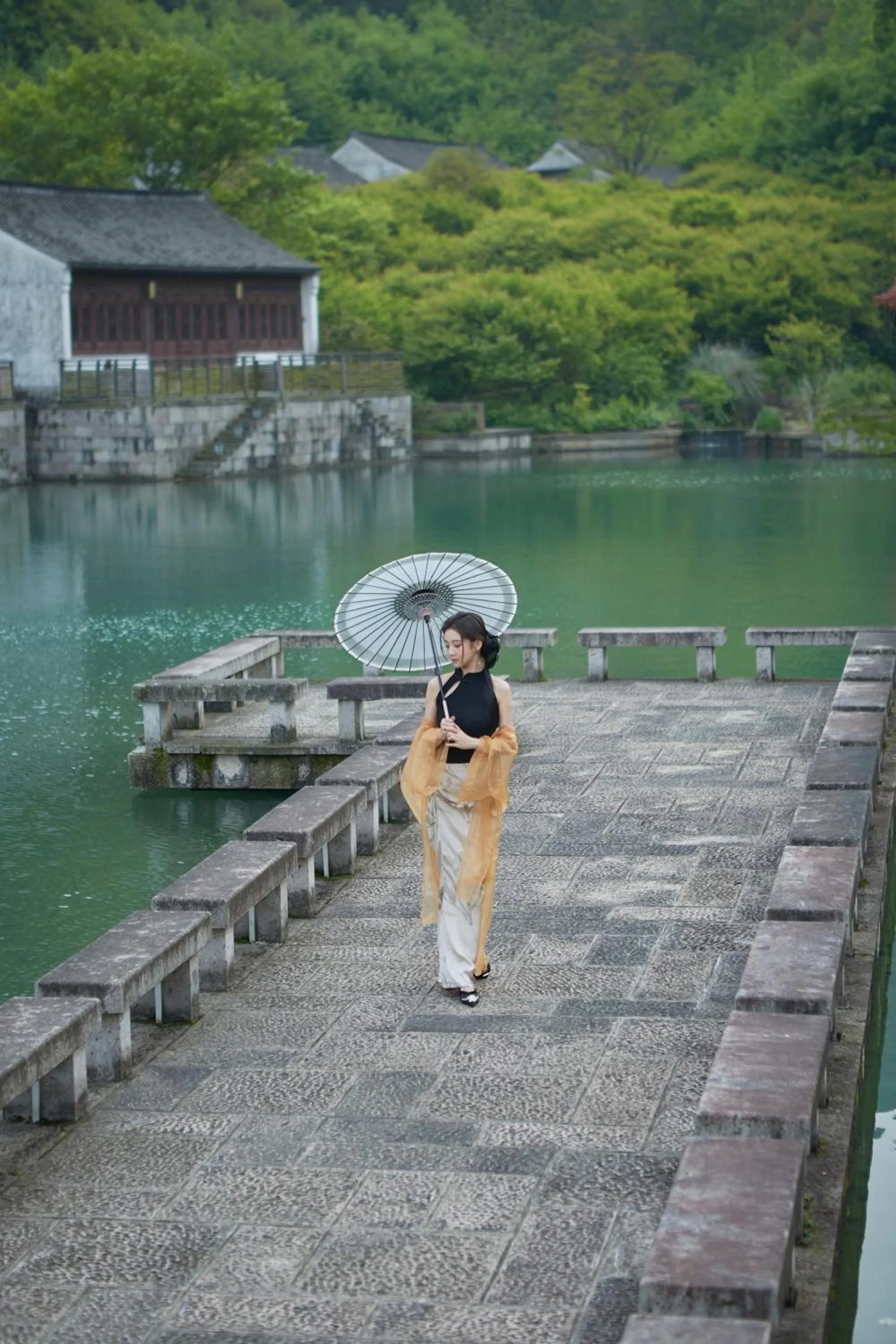 Property building in Pusen Lanting Shaoxing