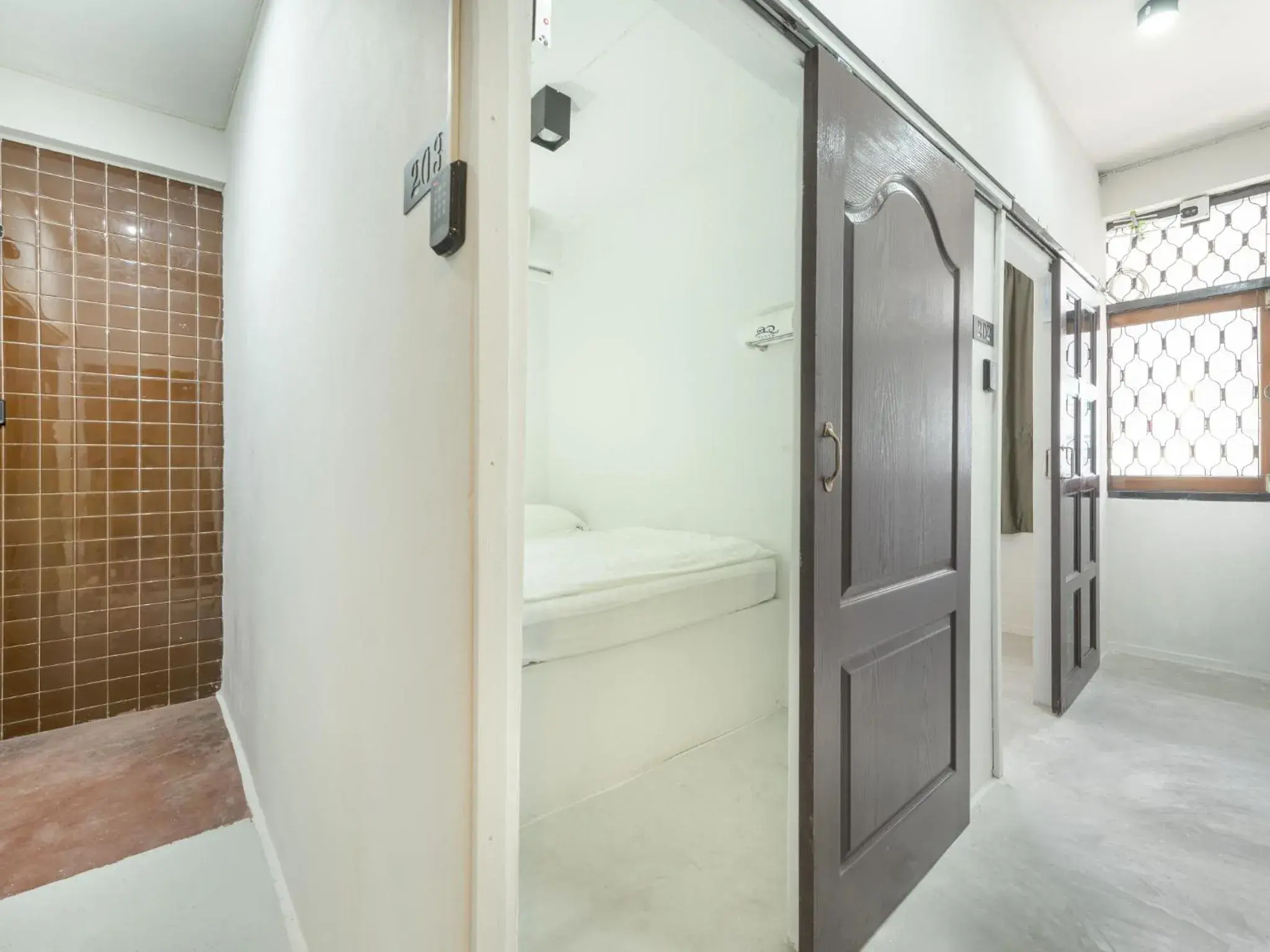 Standard Double Room with Shared Bathroom in Sloth Hostel Khaosan Standard Double Room with Shared Bathroom in Sloth Hostel Khaosan