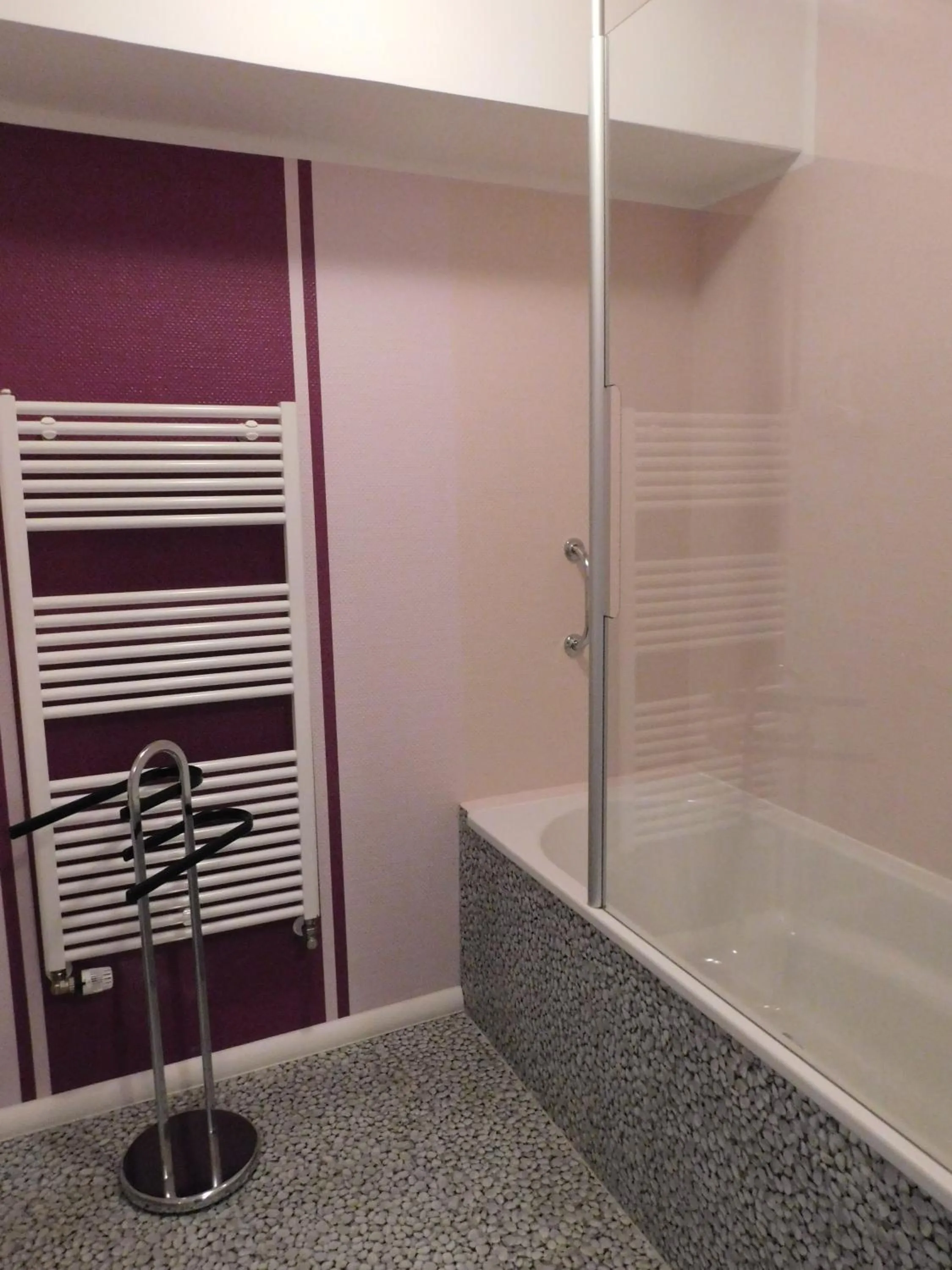 Bathroom in Suite Hotel Villa Erika