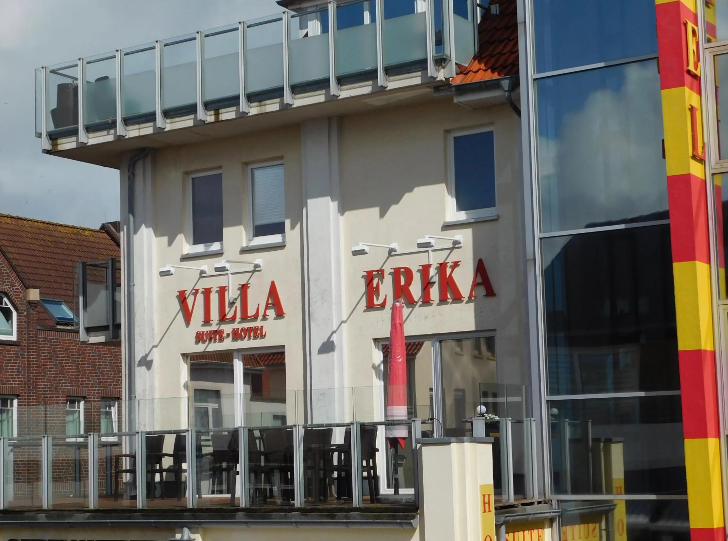 Property building in Suite Hotel Villa Erika