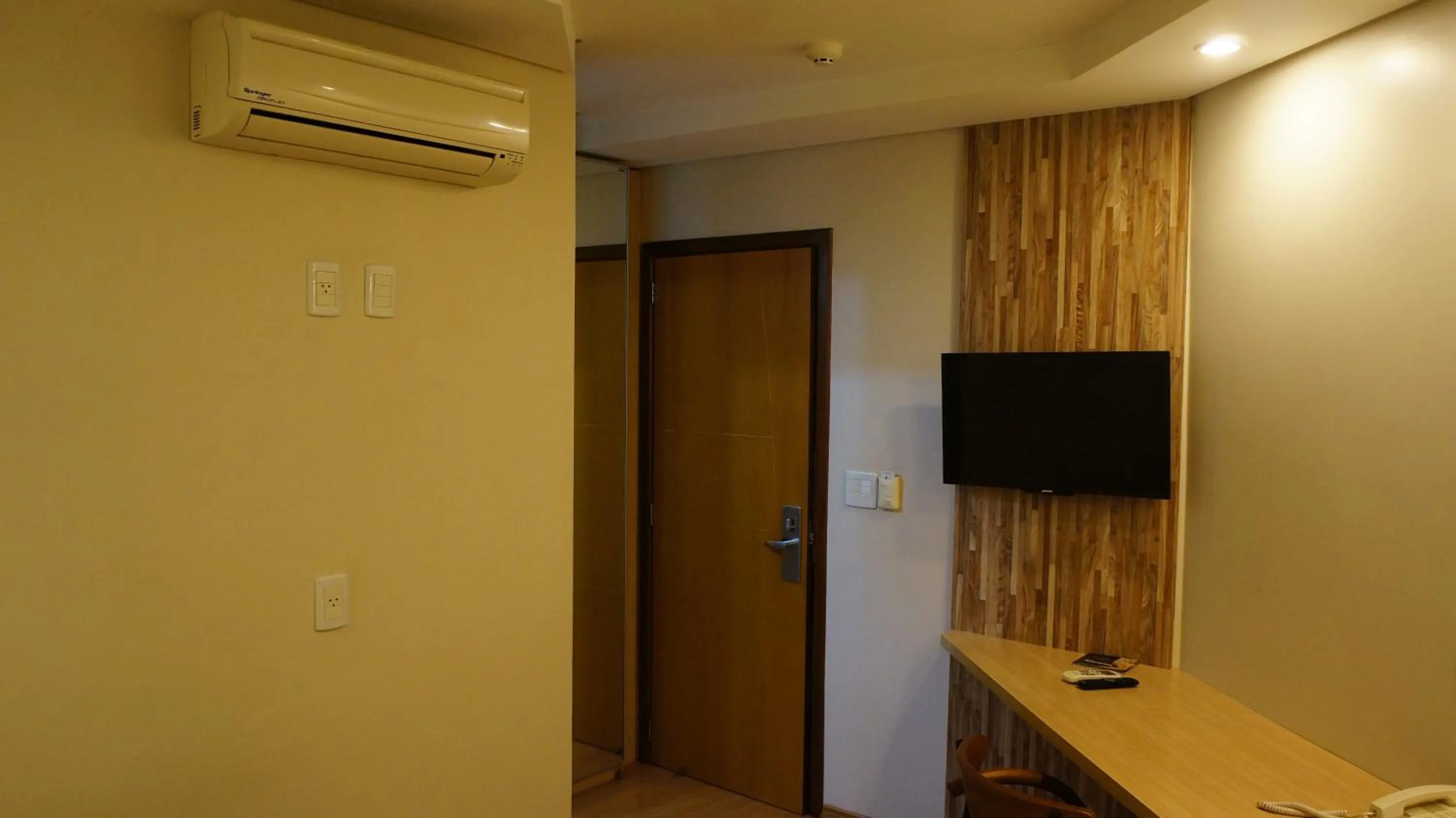 Bedroom in Regente Hotel