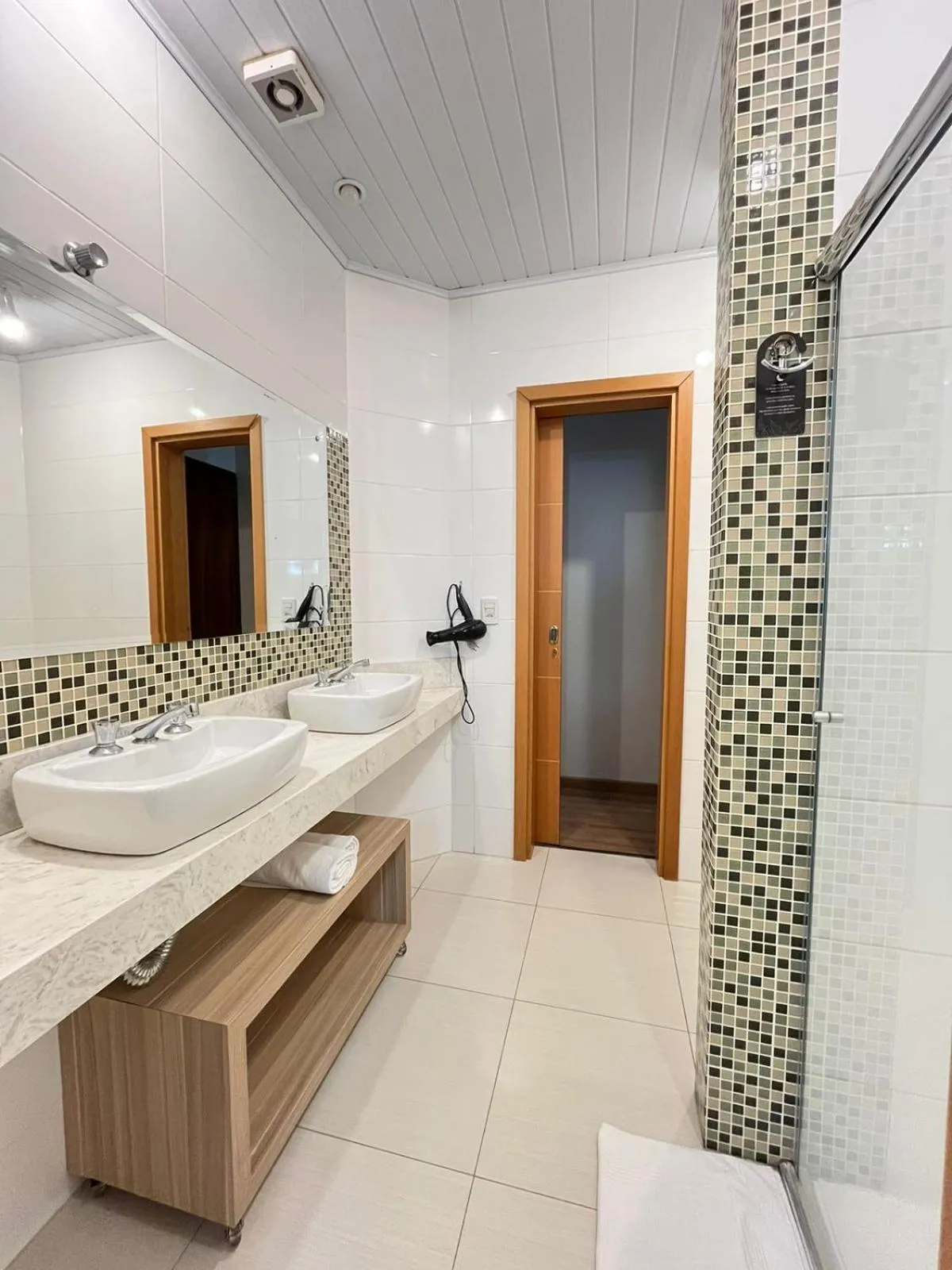 Bathroom in Regente Hotel