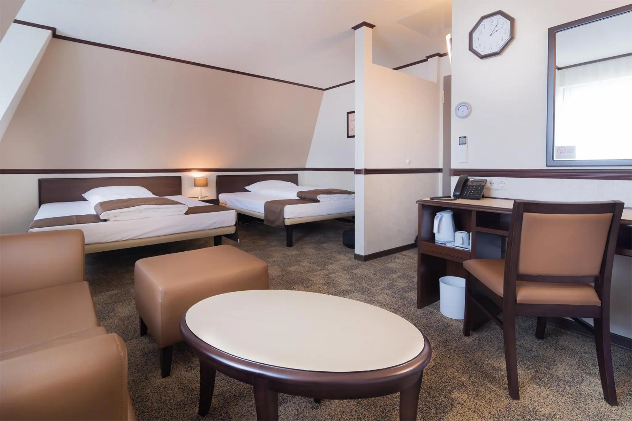 Bedroom, Bed in Toyoko Inn Frankfurt am Main Hauptbahnhof