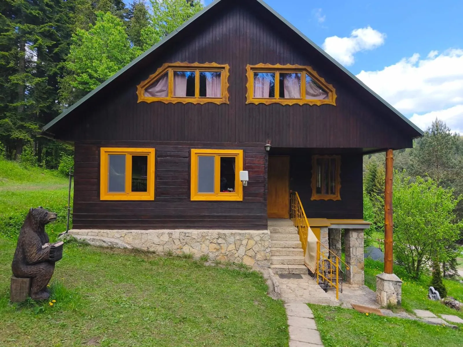 Property building in Chata FORESTINA