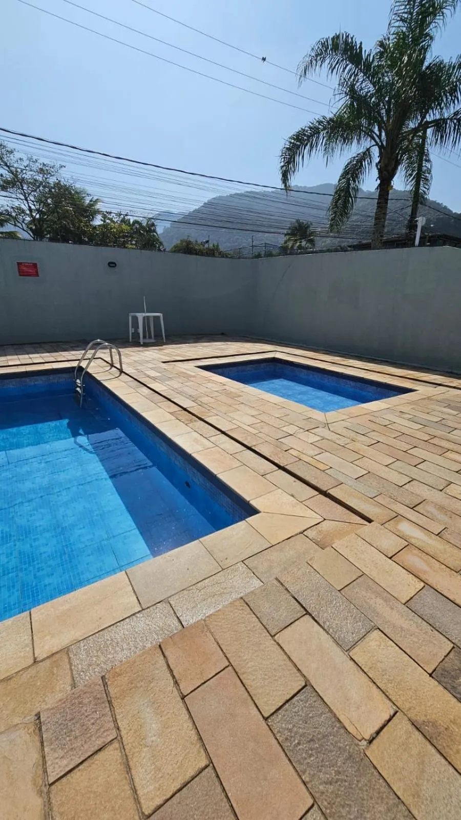 Swimming pool in Casinha de Boneca em Juquey