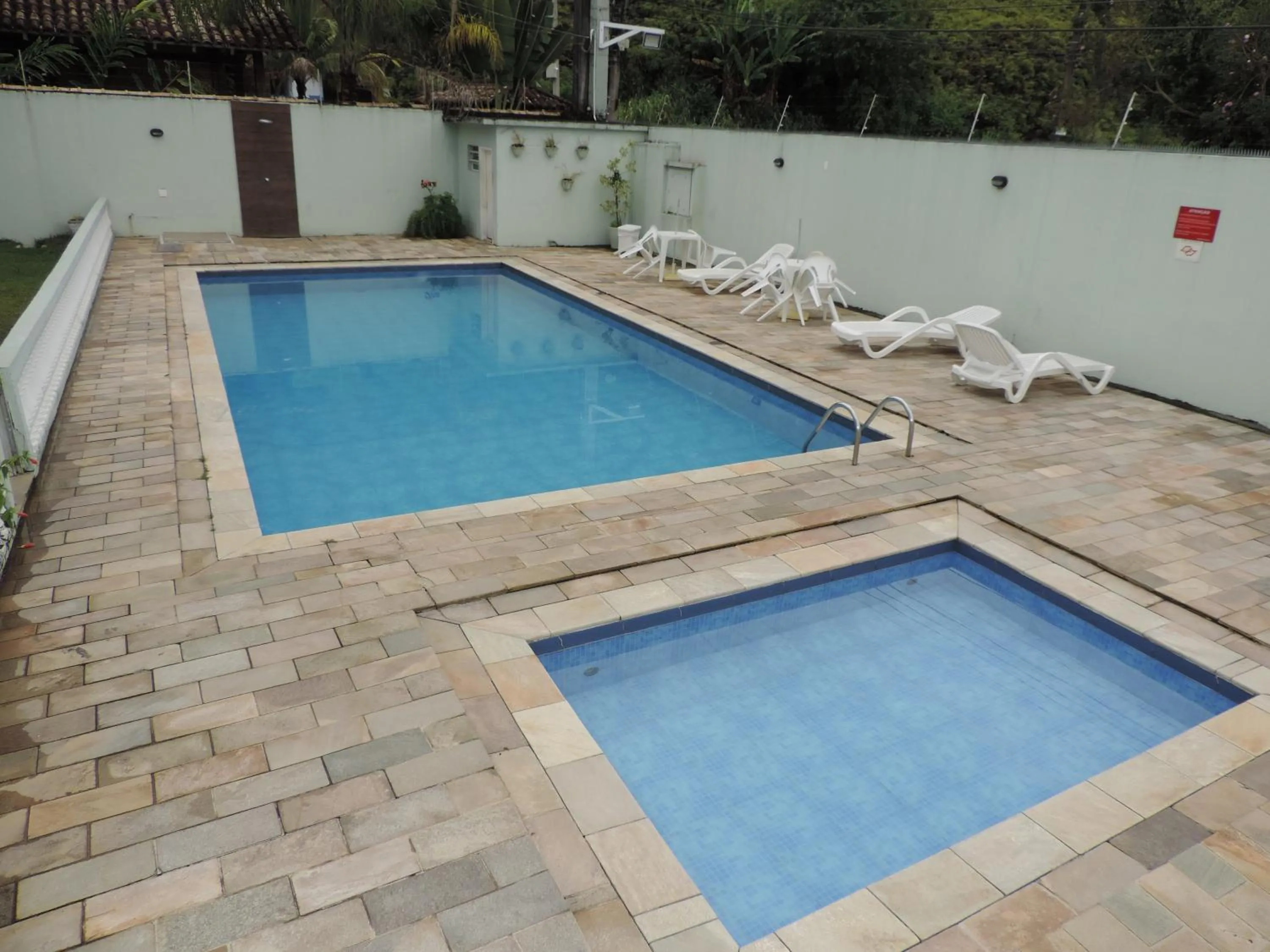 Swimming pool in Casinha de Boneca em Juquey