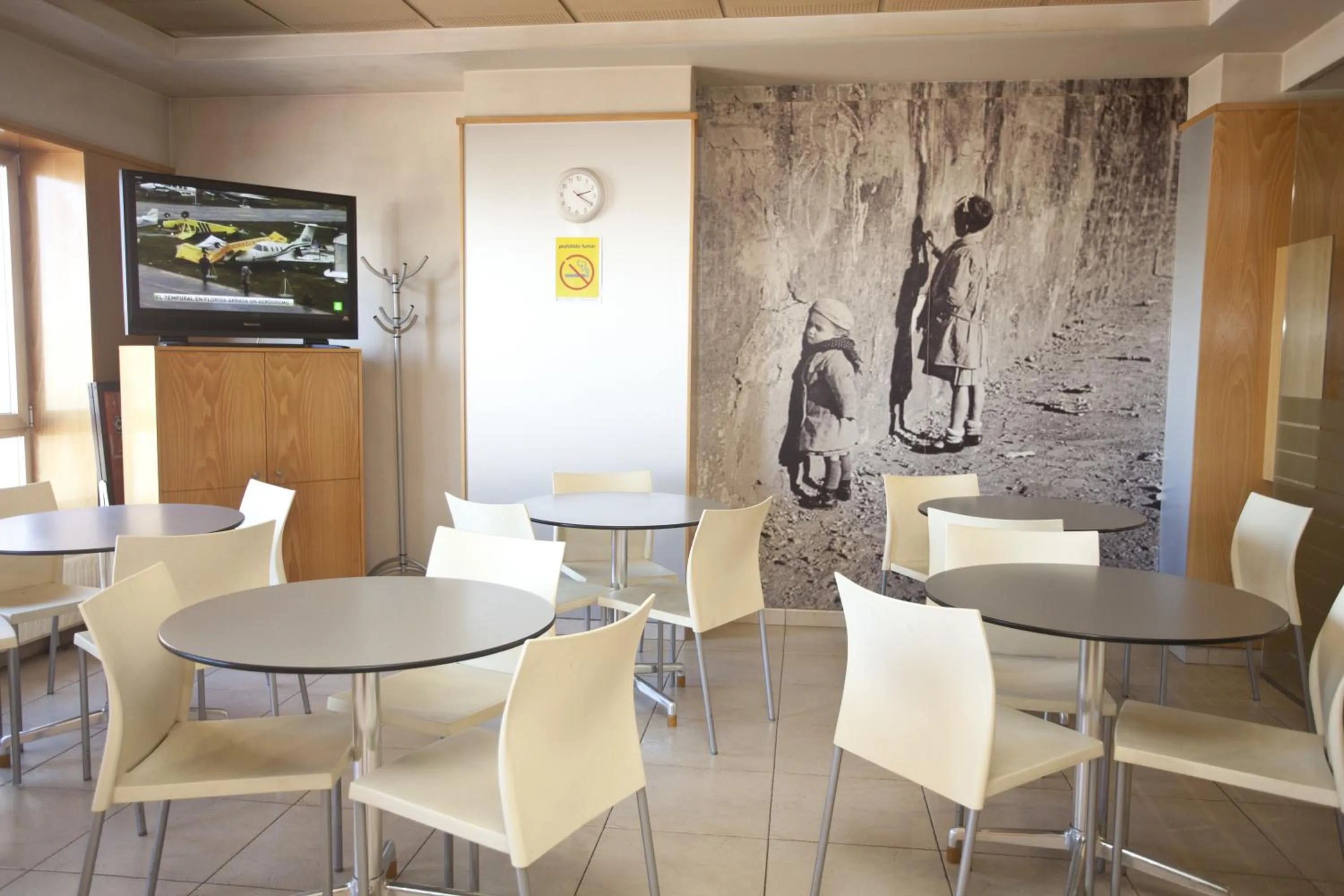 Restaurant/places to eat in Hotel Metropol by Carris