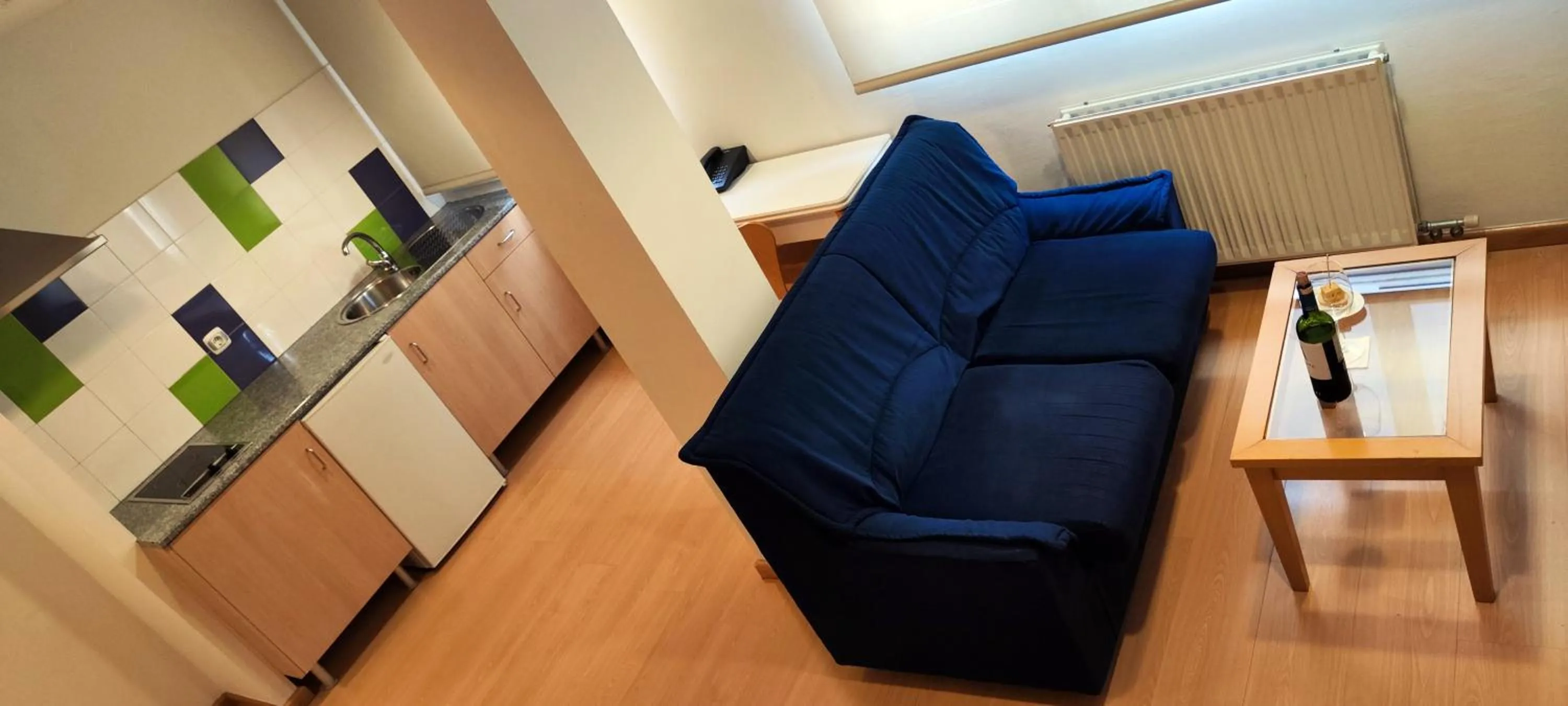 Kitchen or kitchenette in Hotel Metropol by Carris