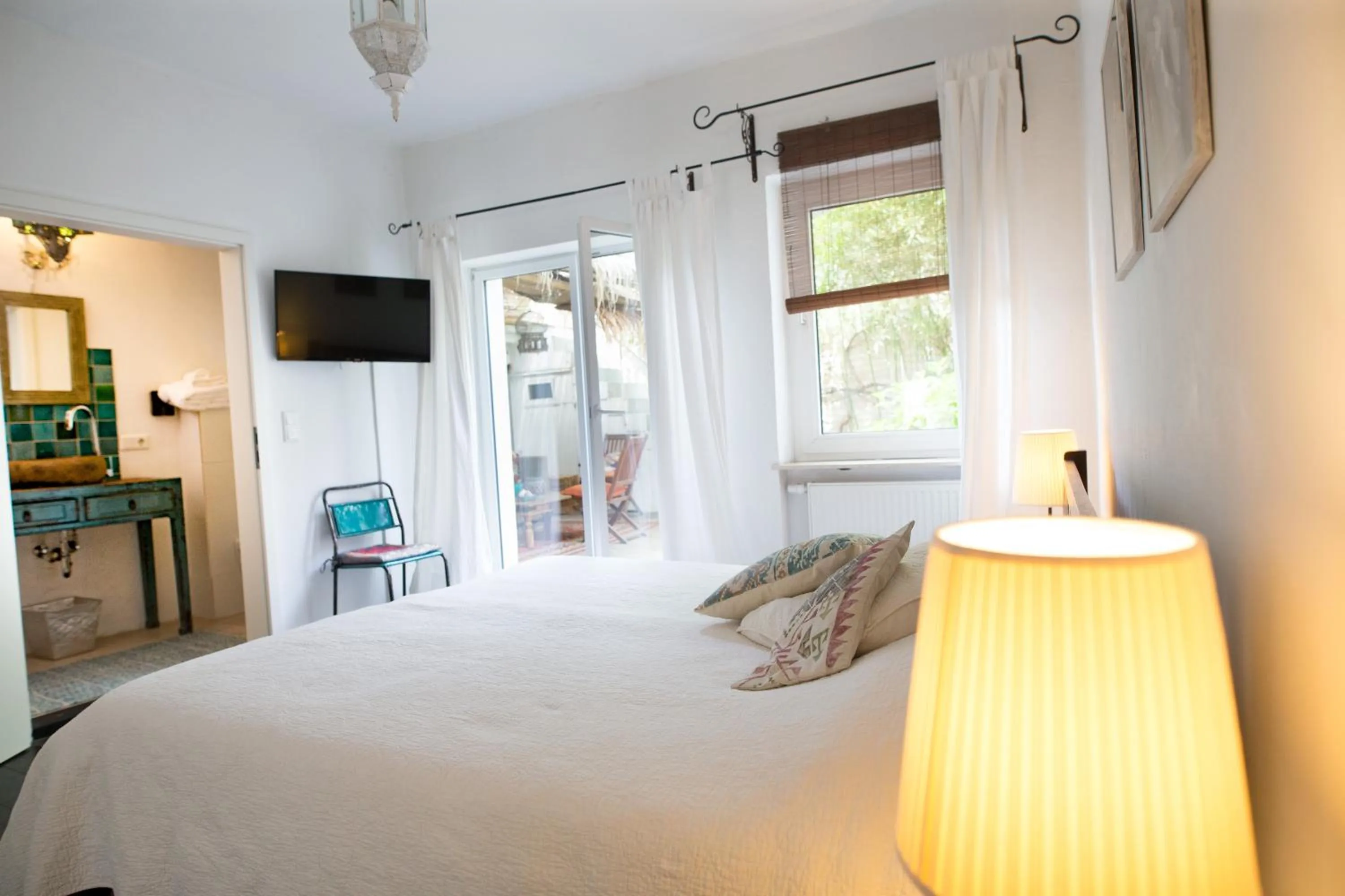 Photo of the whole room, Bed in Schuhmacherei Guesthouse