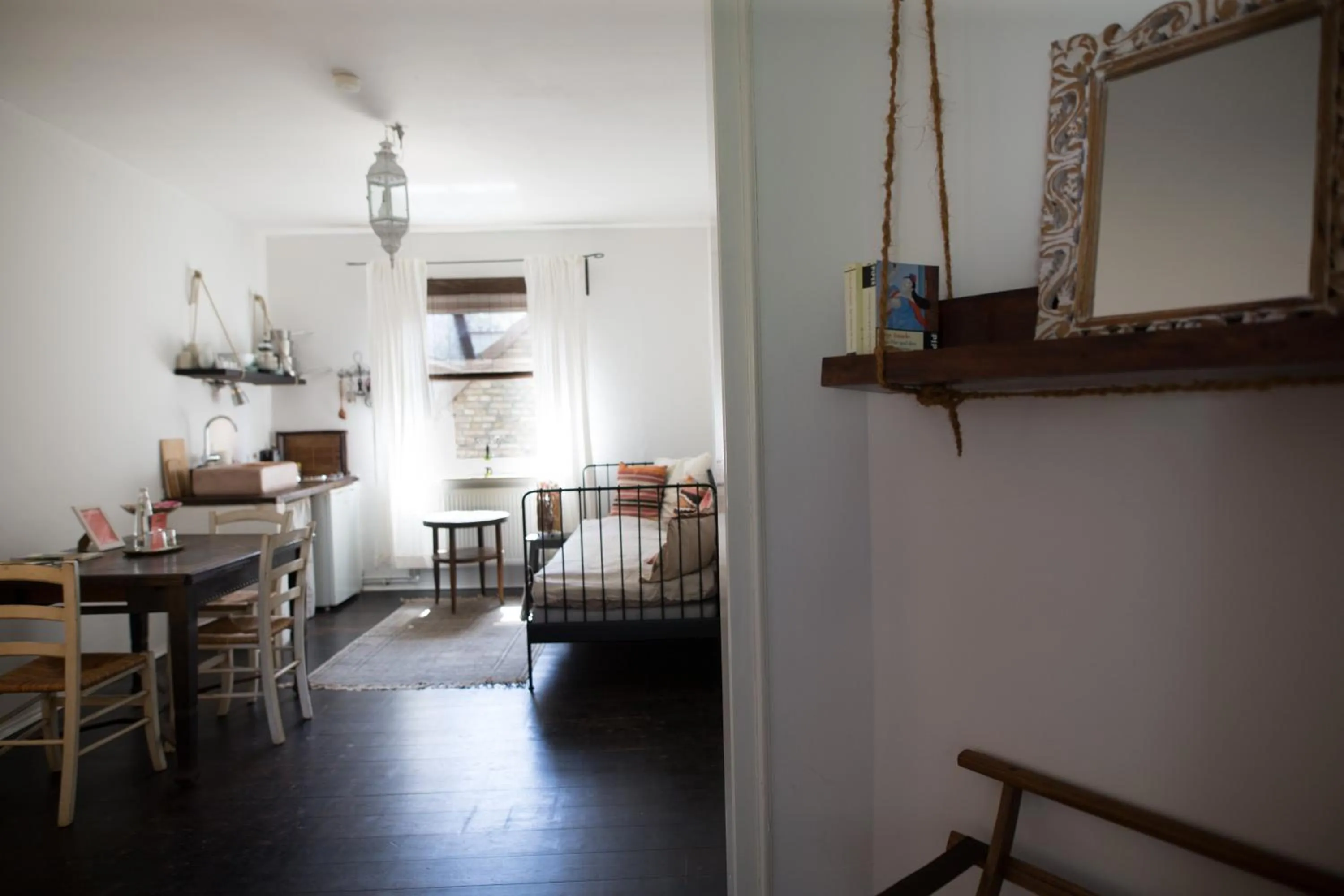 Photo of the whole room in Schuhmacherei Guesthouse