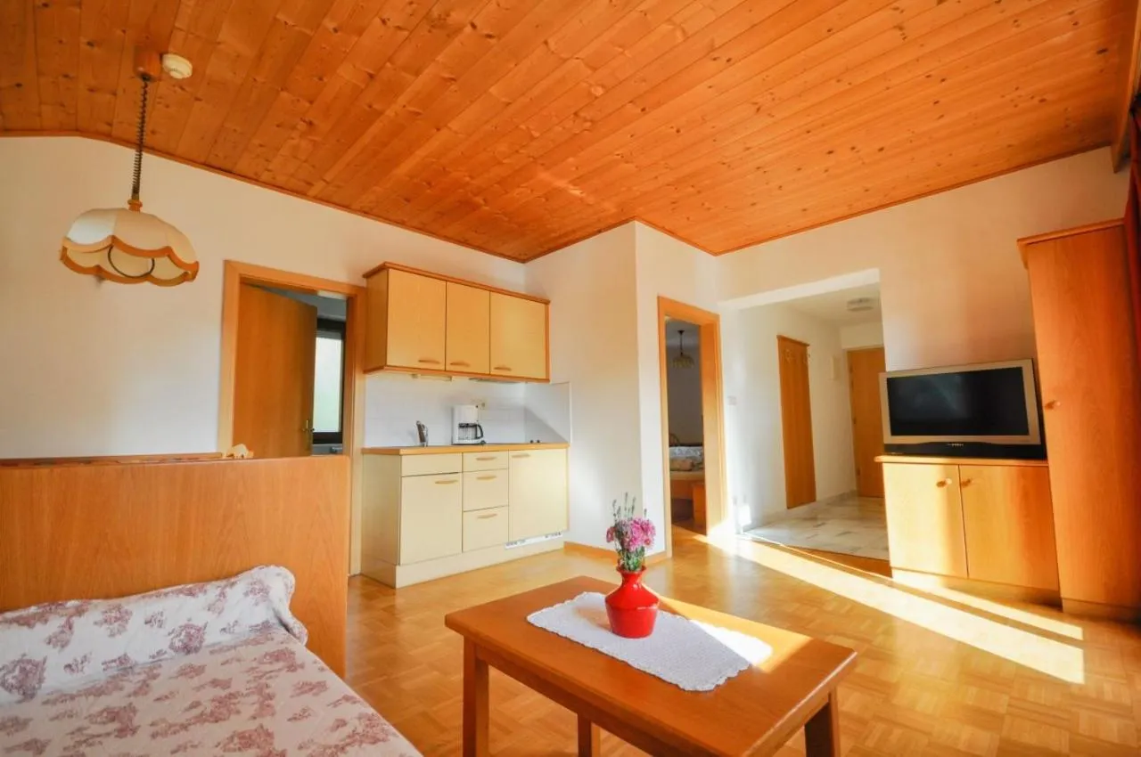 TV and multimedia, Bed in Residence Sonnenburger - Biobauernhof - Azienda agricola biologica