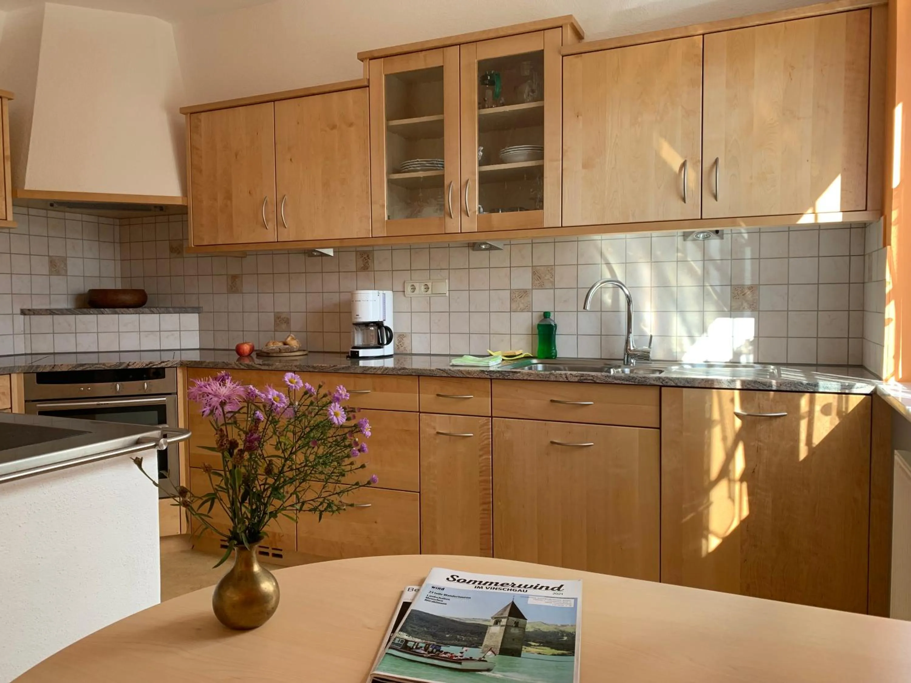 Kitchen or kitchenette in Residence Sonnenburger - Biobauernhof - Azienda agricola biologica