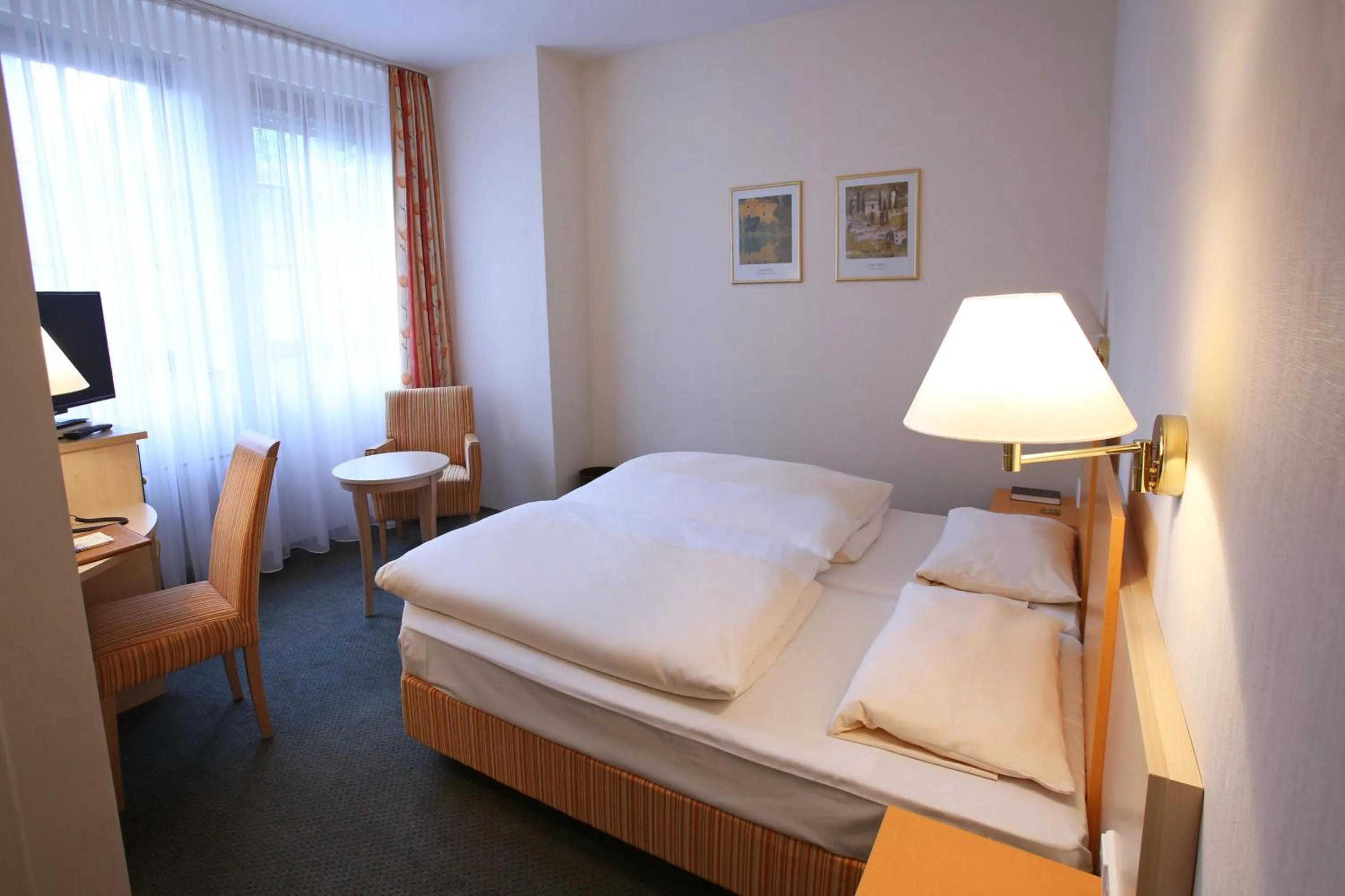 Bedroom, Bed in Hotel Ritter