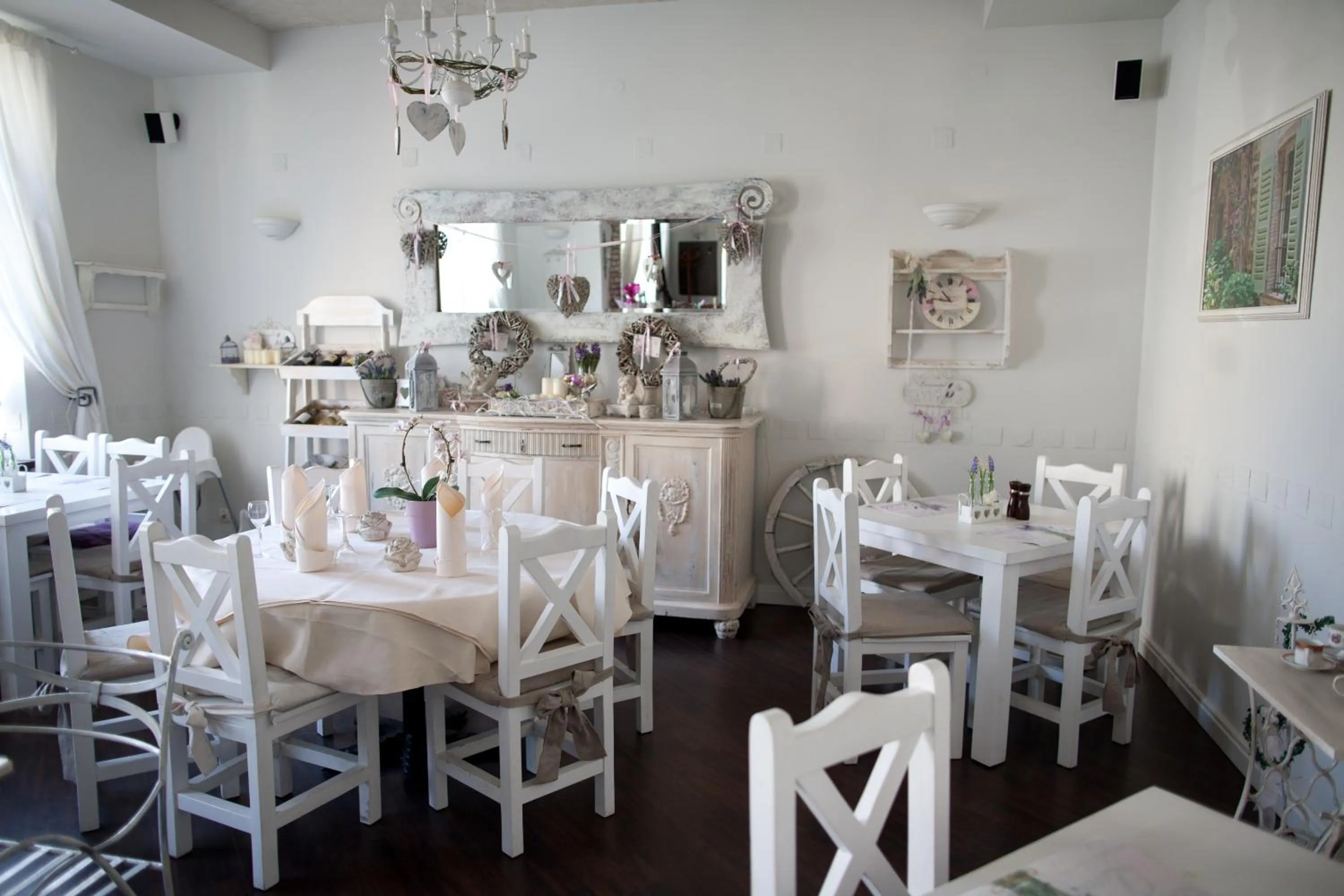 Restaurant/places to eat in Hotel Villa Casino