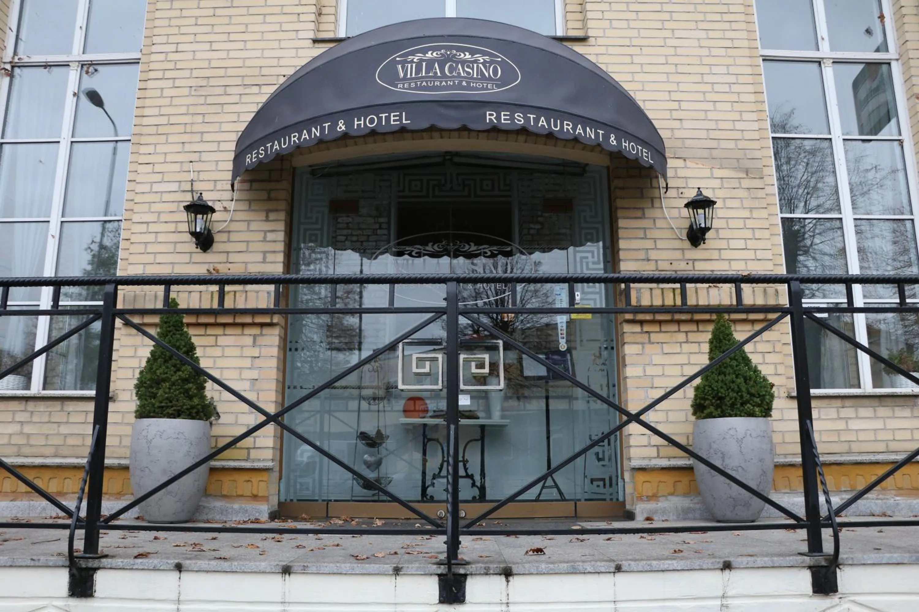 Facade/entrance in Hotel Villa Casino