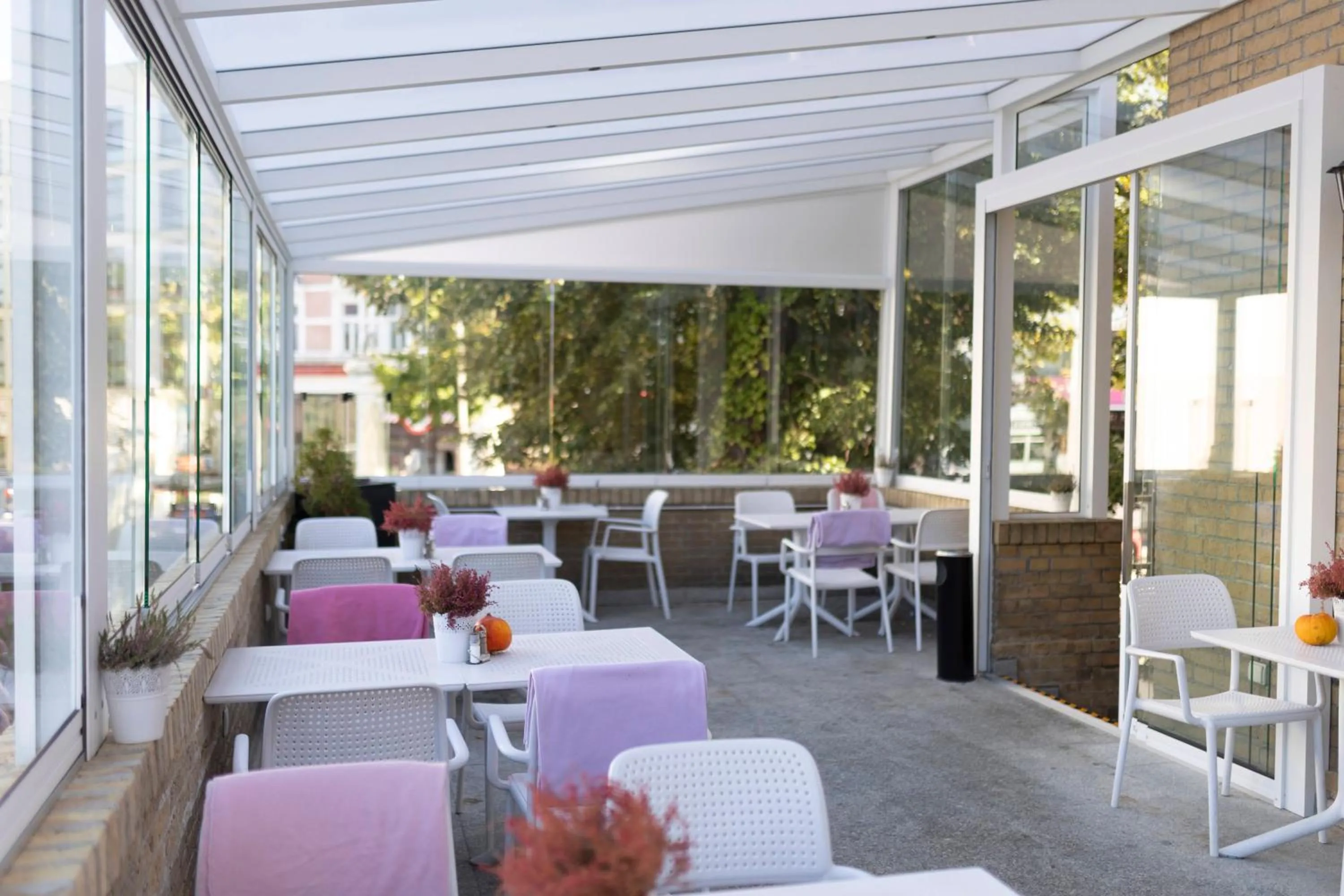 Restaurant/places to eat in Hotel Villa Casino