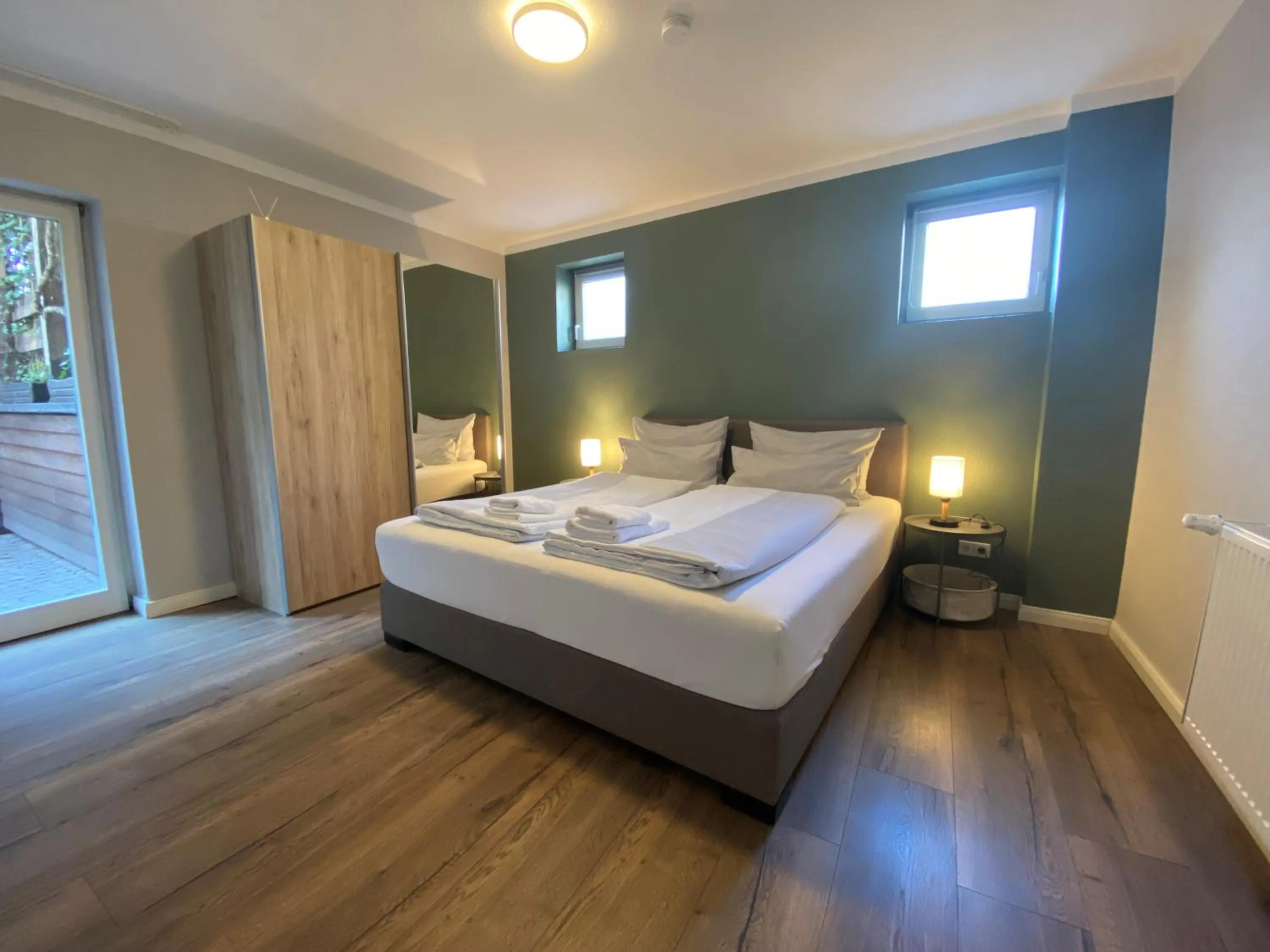 Balcony/Terrace, Bed in Amaroo - Gästehaus "Charlotte"