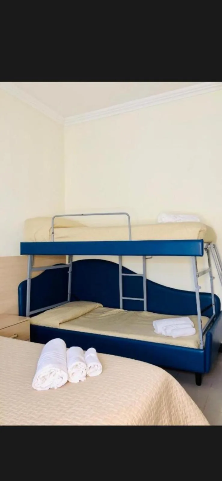 Bed in Hotel Cristina Hospitality Centrale