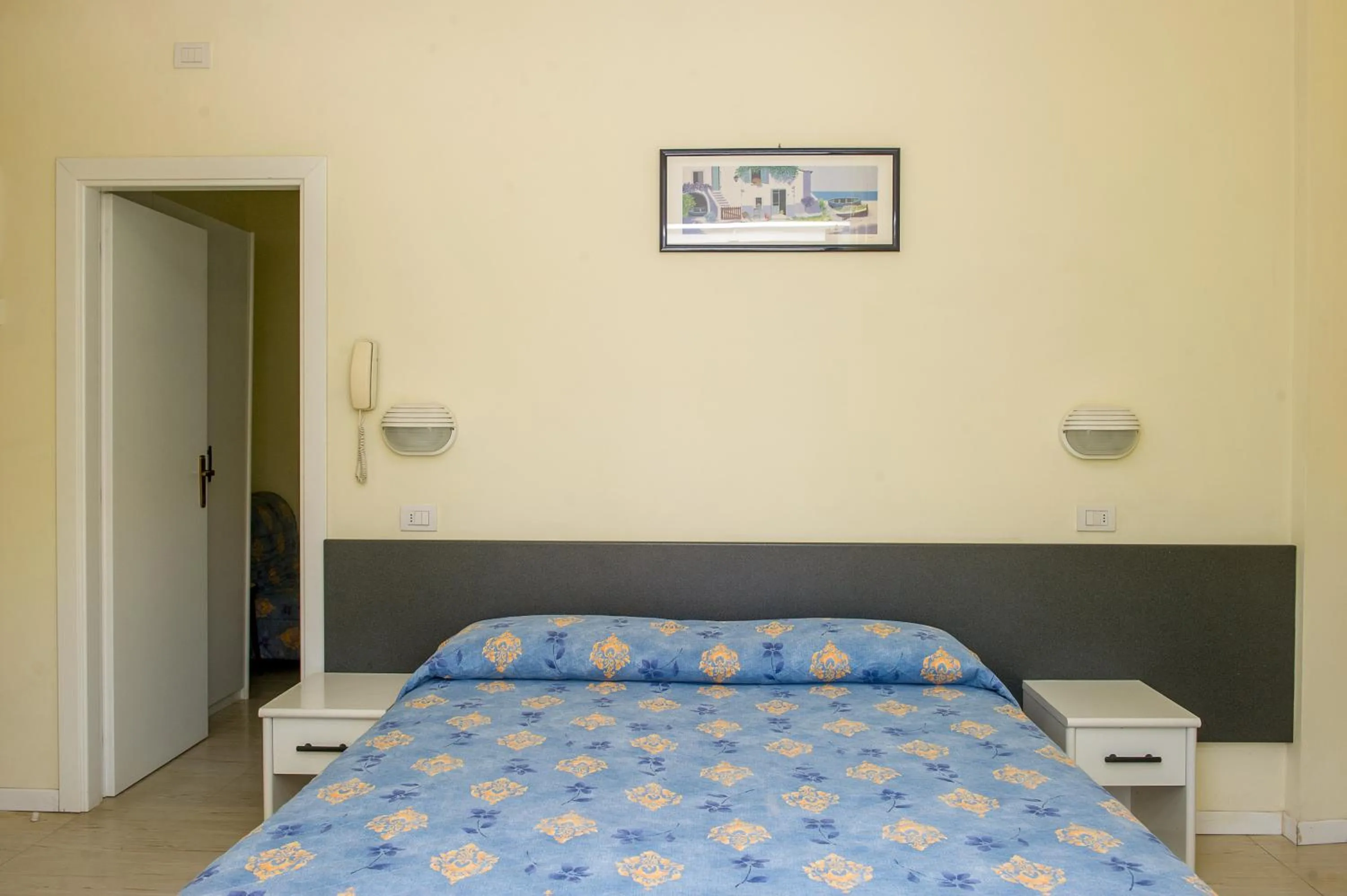 Bed in Hotel Cristina Hospitality Centrale