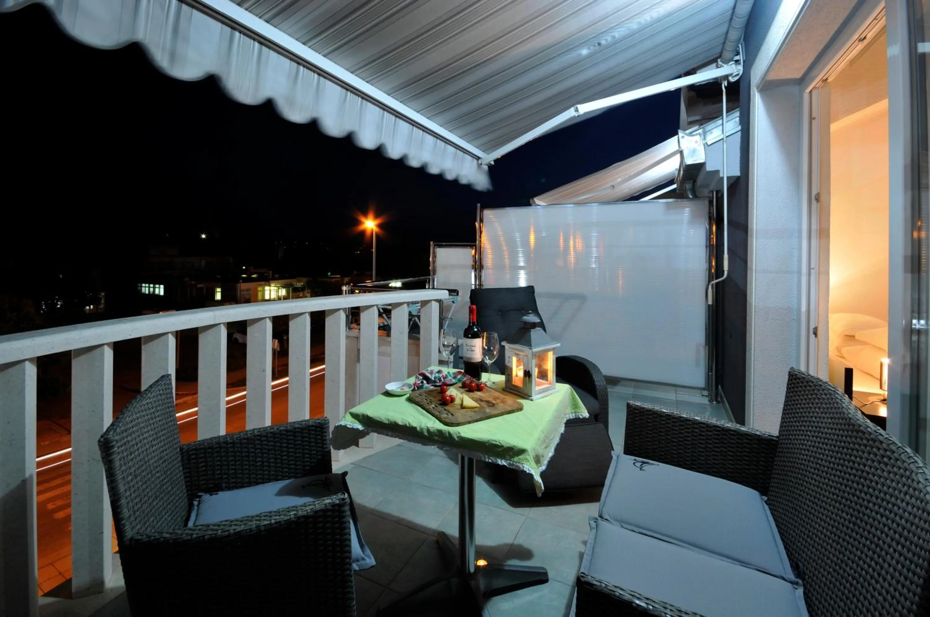 Balcony/Terrace in Apartments & Rooms Villa Maslina