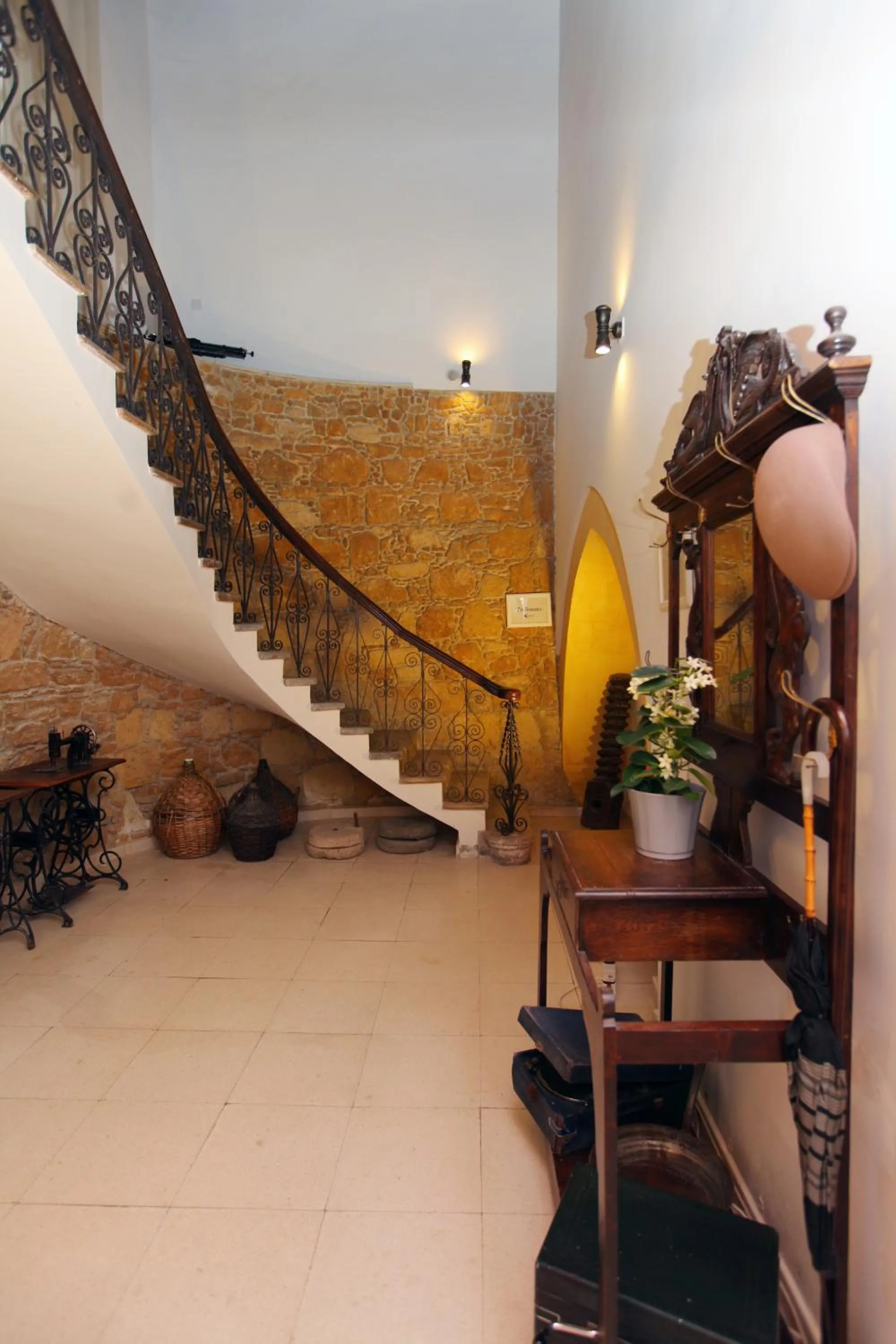 Decorative detail in Centrum Hotel - City Center