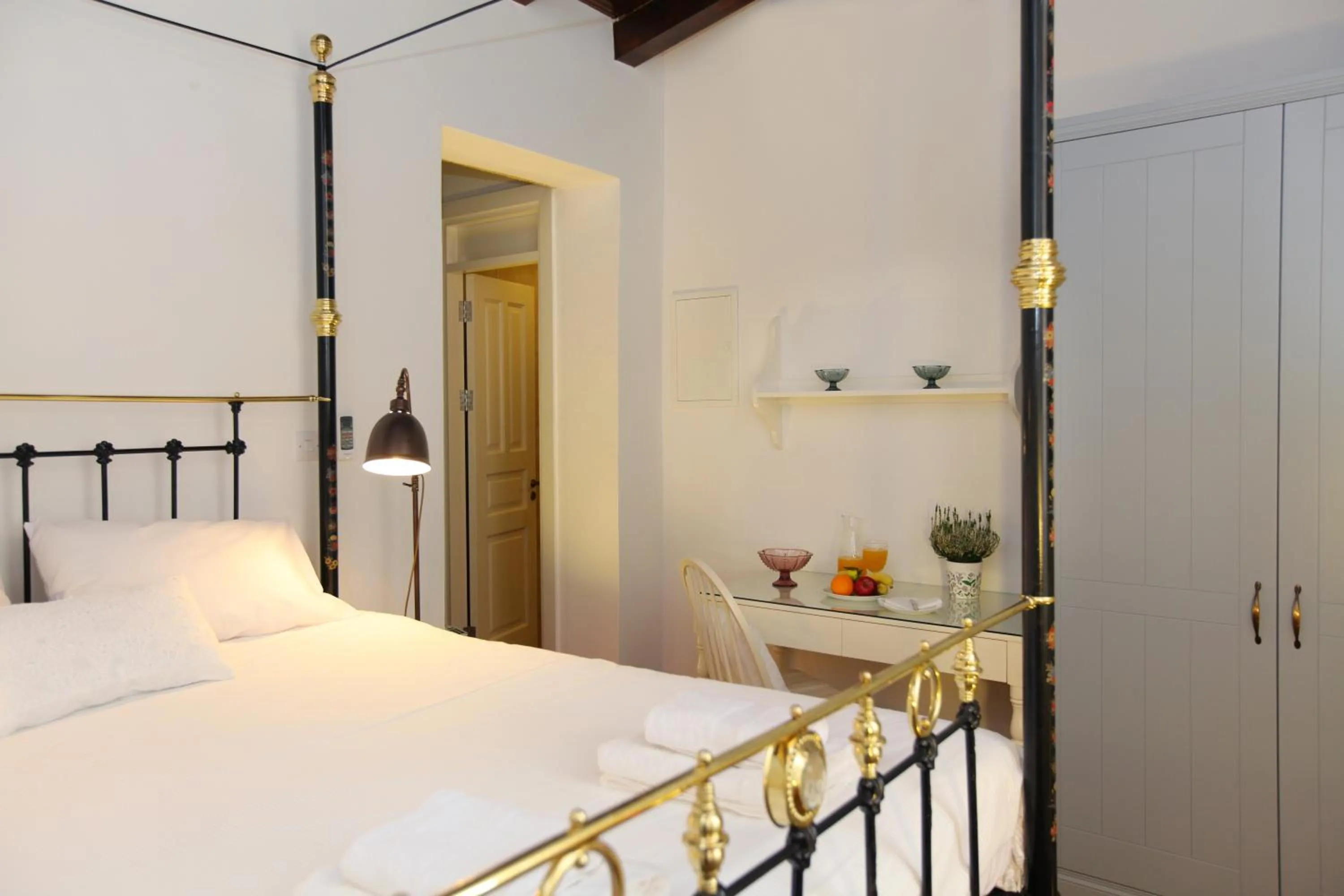 Bed in Centrum Hotel - City Center