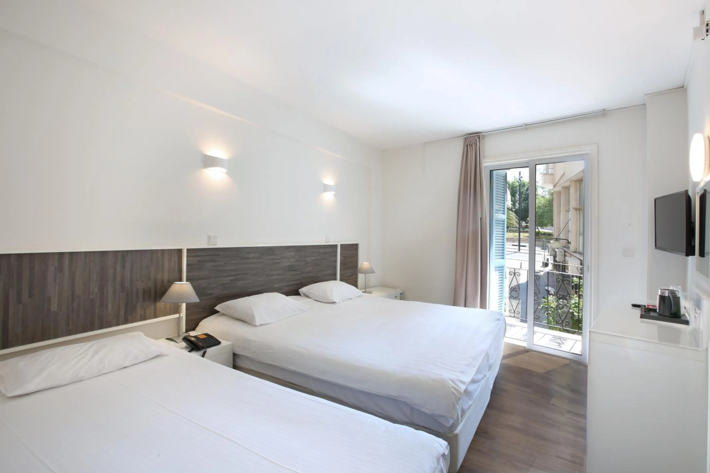 Bedroom, Bed in Centrum Hotel - City Center