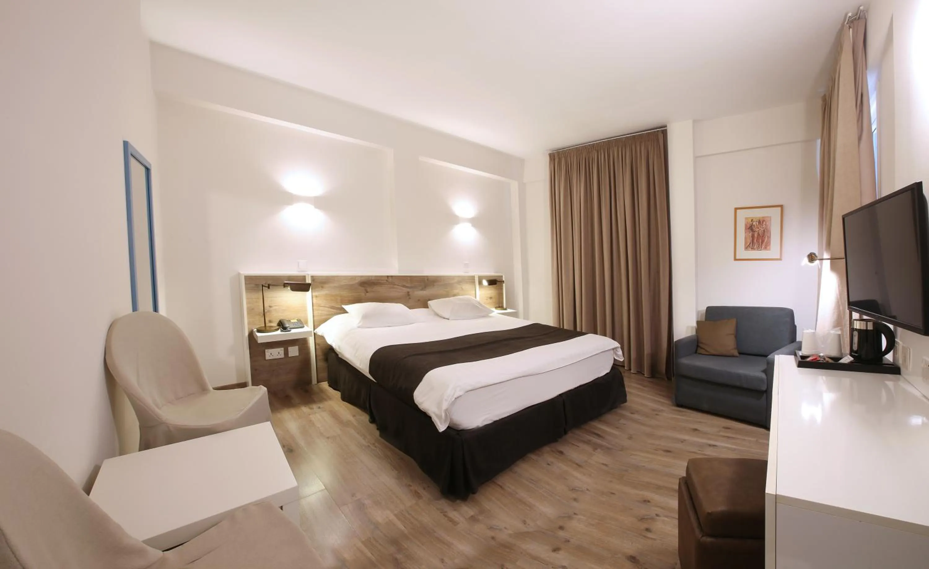 Bedroom, Bed in Centrum Hotel - City Center