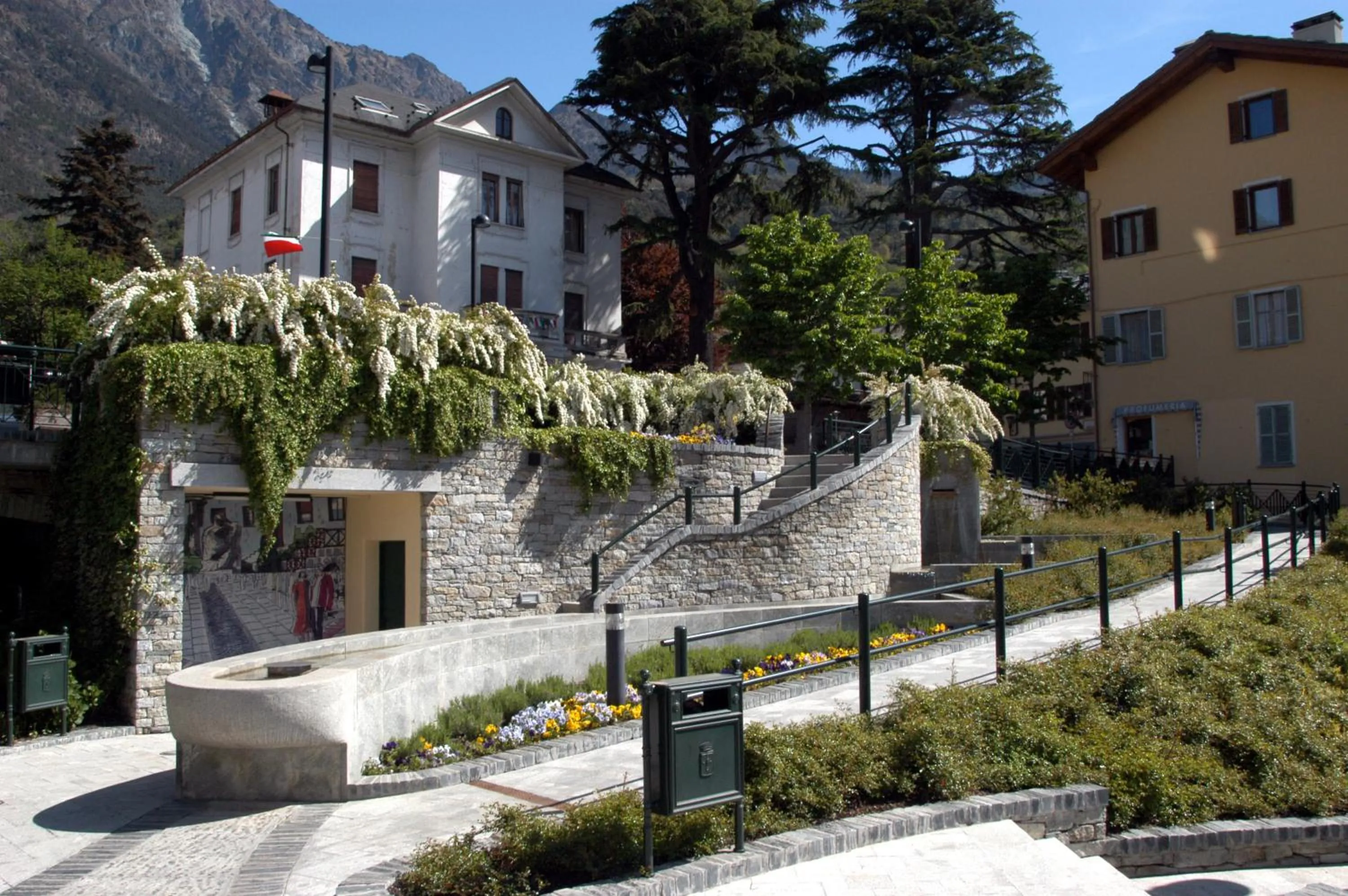 Day in Hotel Olympic