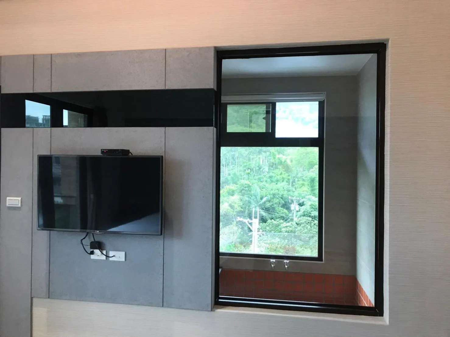 Ruo Shui Hotspring Hotel