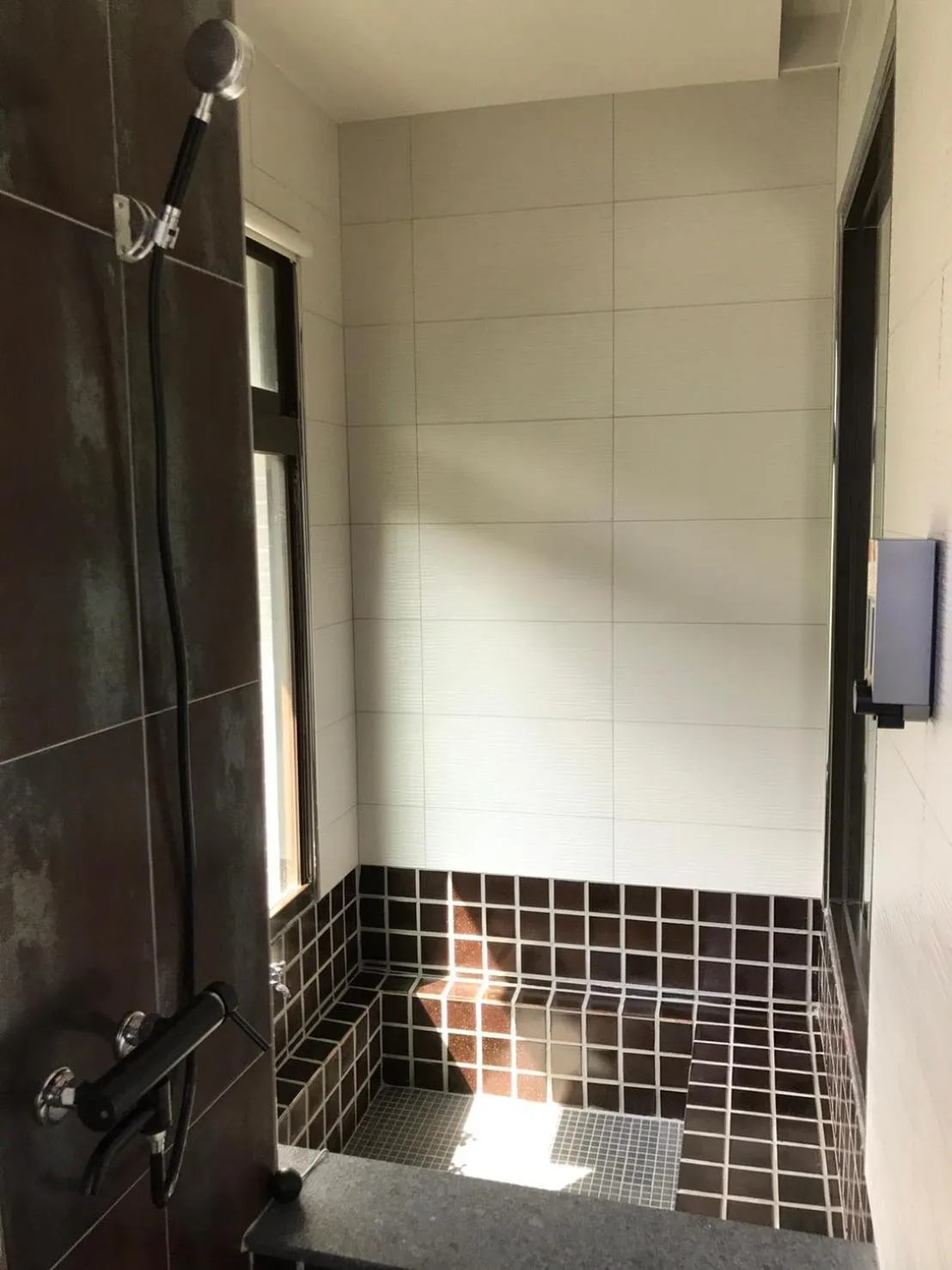 Ruo Shui Hotspring Hotel