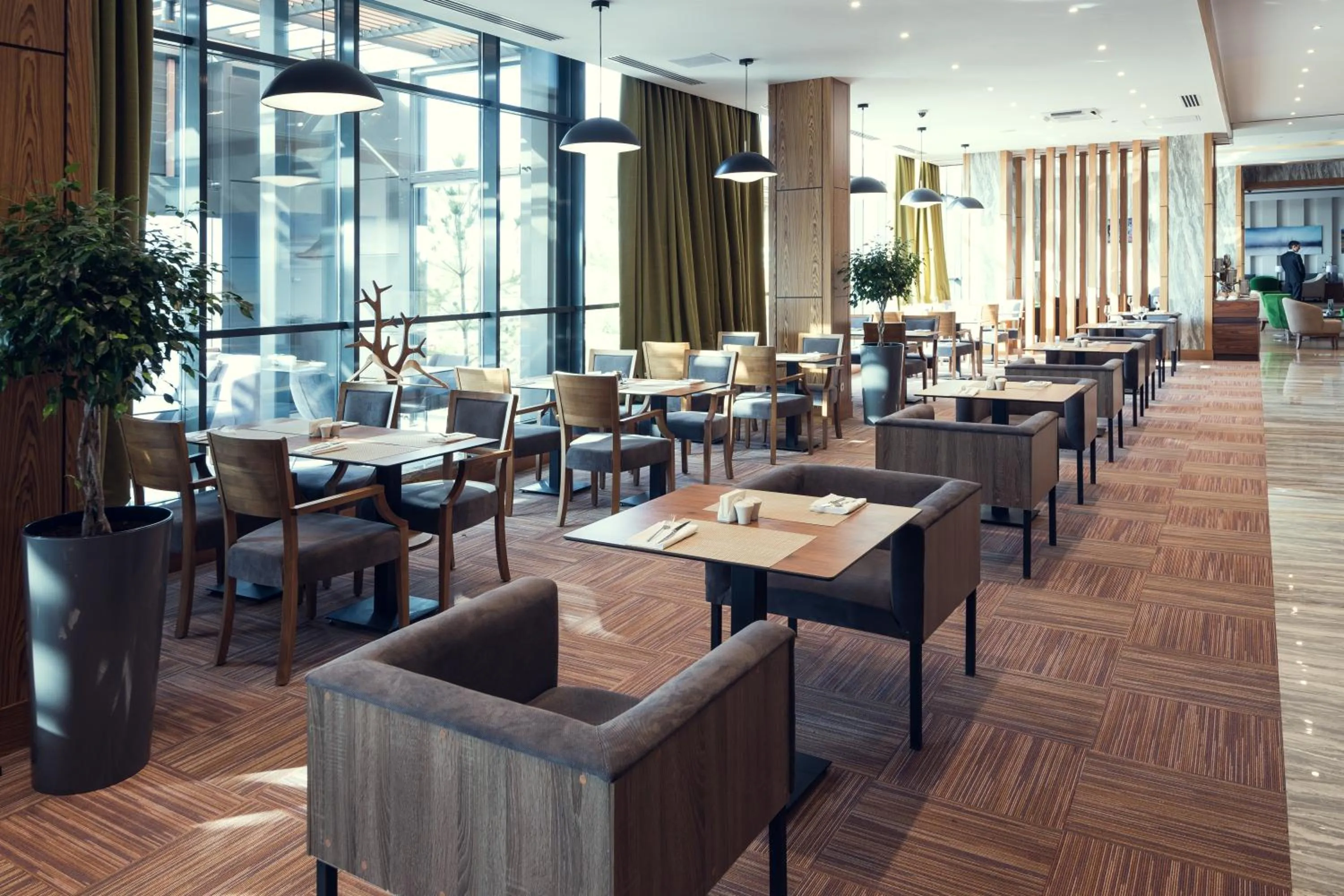 Restaurant/places to eat in Wyndham Garden Astana