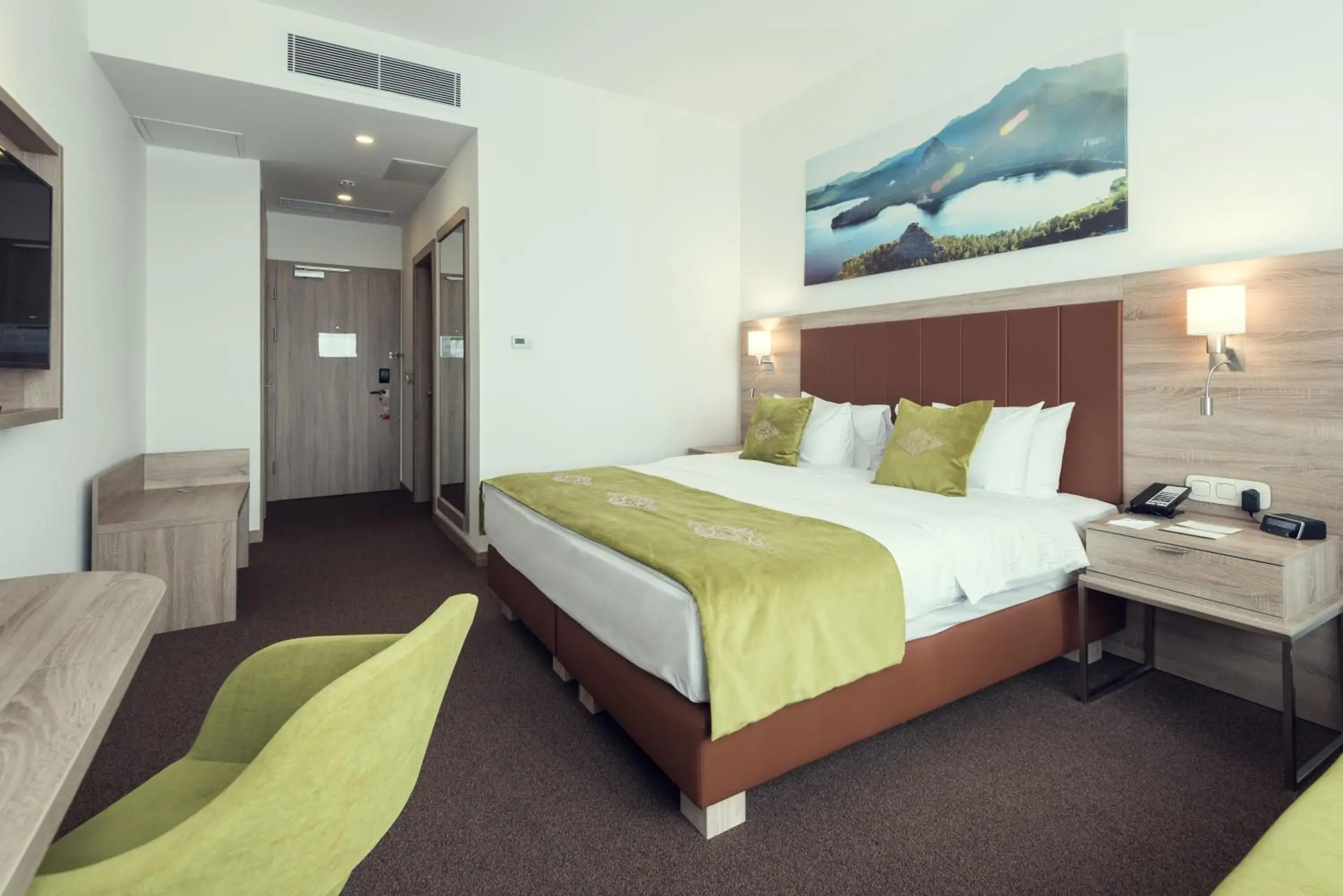 Non Smoking 1 King Bed Standard Room - single occupancy in Wyndham Garden Astana Non Smoking 1 King Bed Standard Room - single occupancy in Wyndham Garden Astana