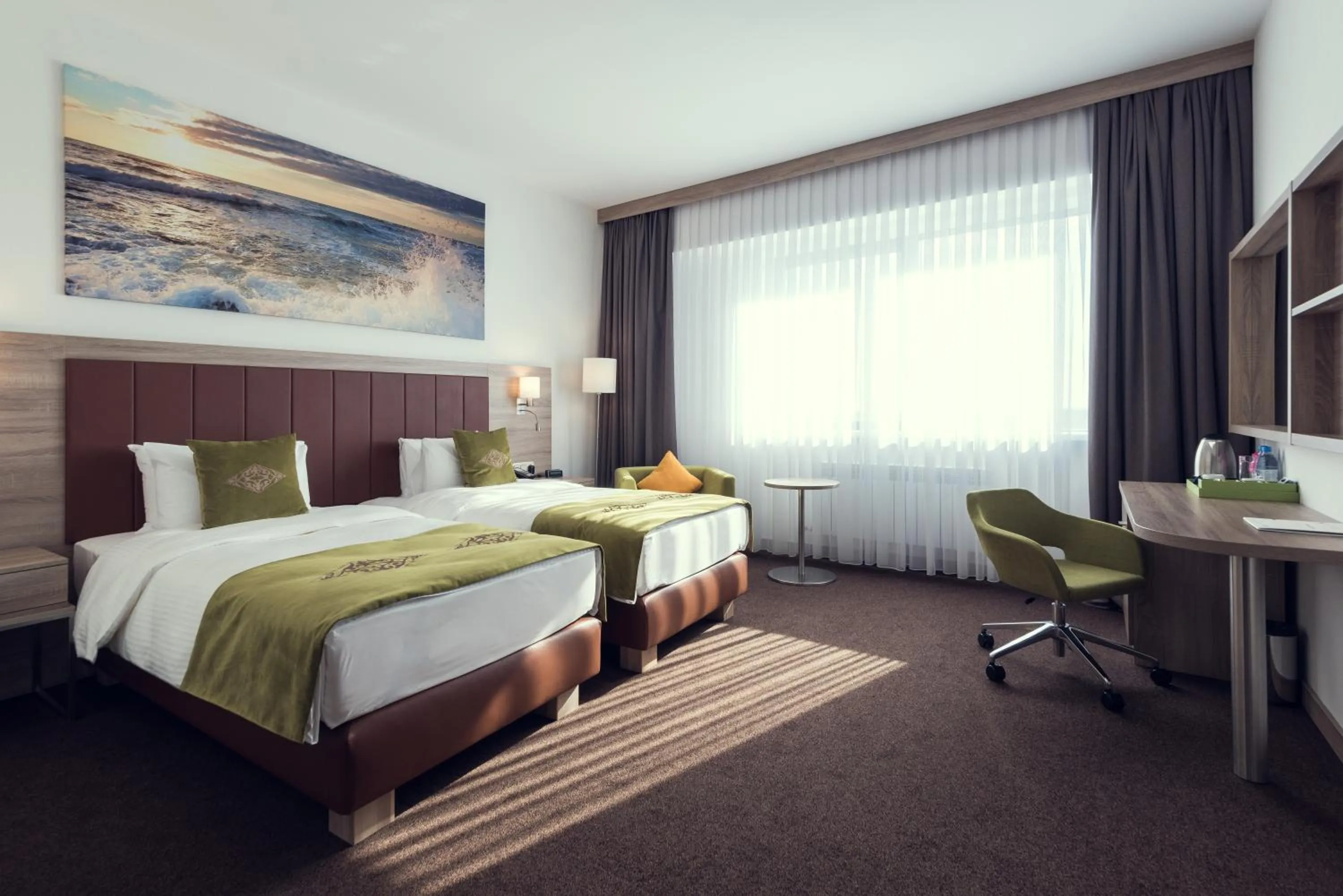 Day, Bed in Wyndham Garden Astana