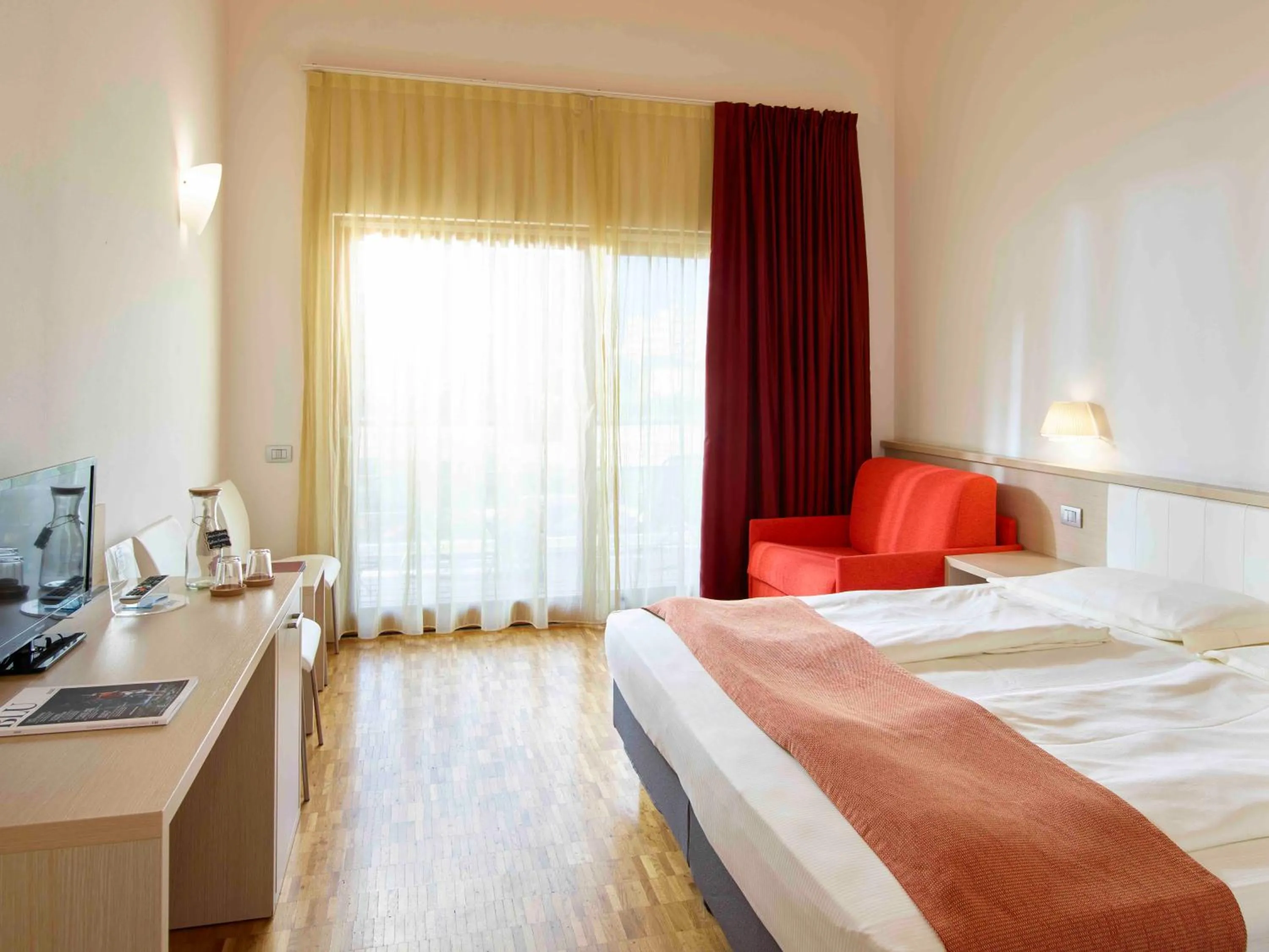 Bedroom, Bed in Garda Sporting Club Hotel