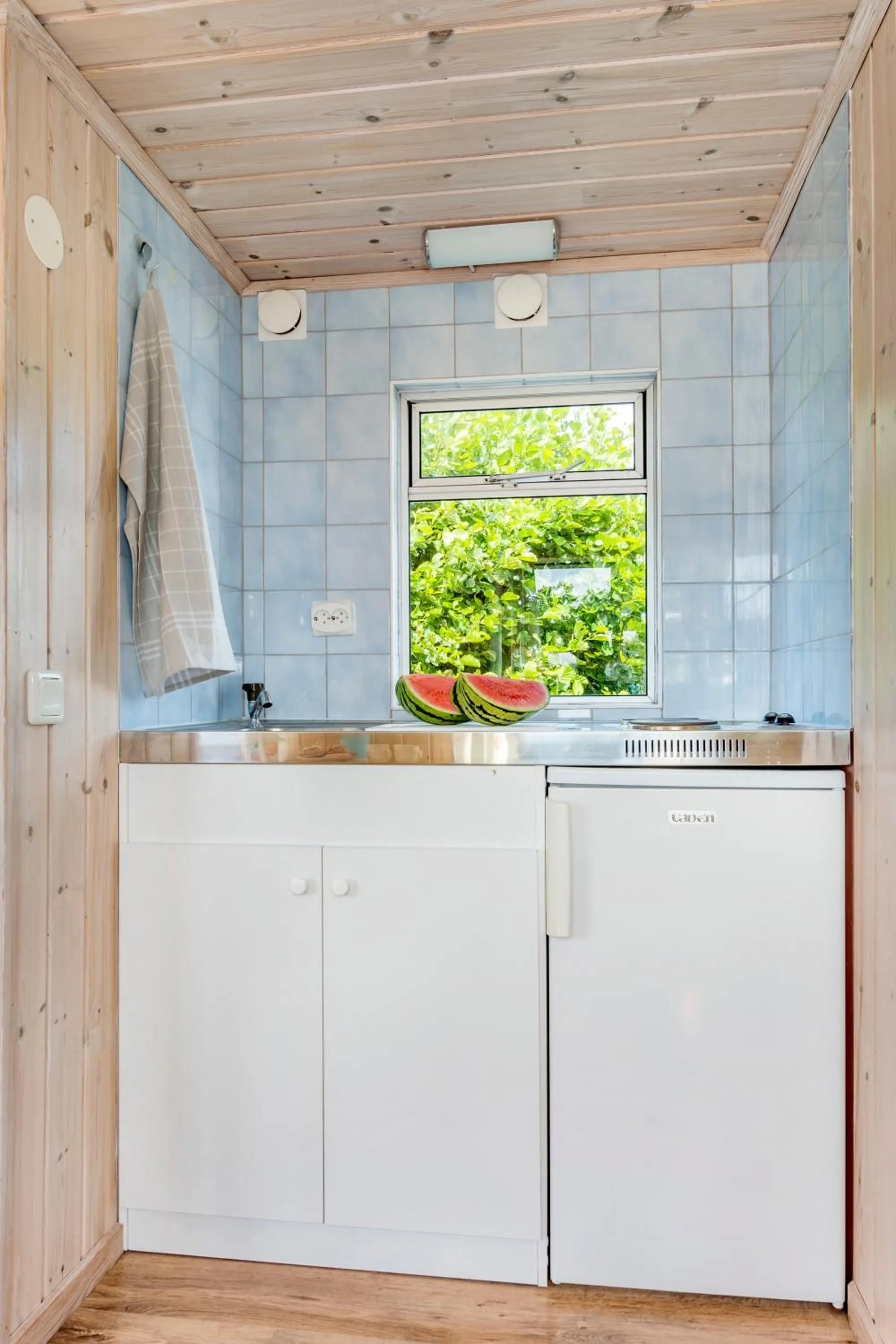 Kitchen or kitchenette in First Camp Kärradal-Varberg