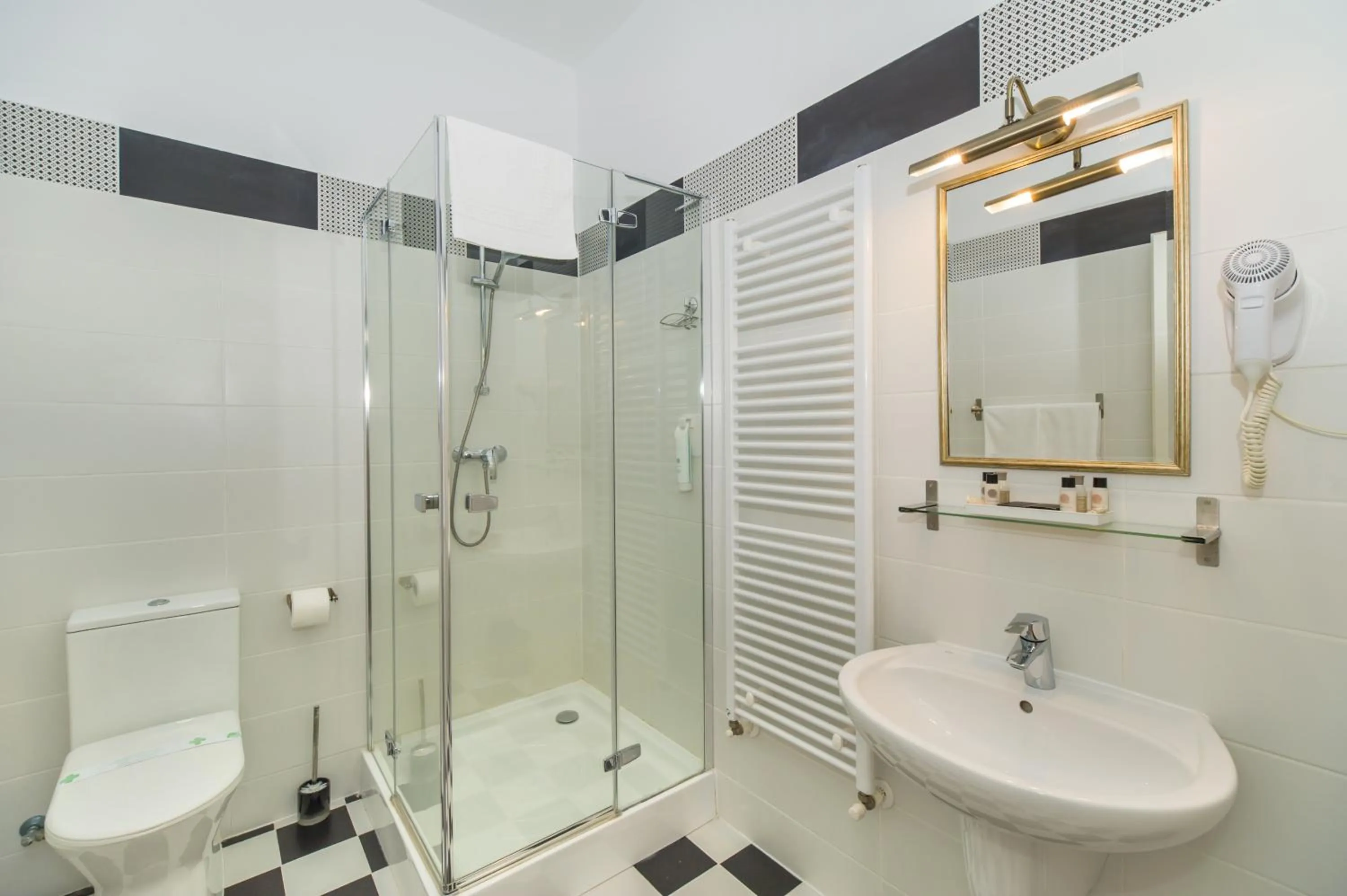 Shower in Casa Moritz