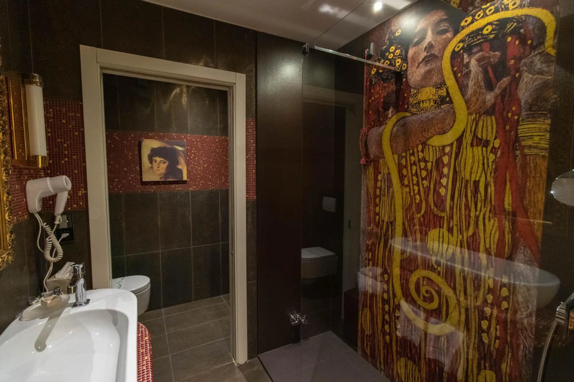 Bathroom in Parc Hotel Flora S