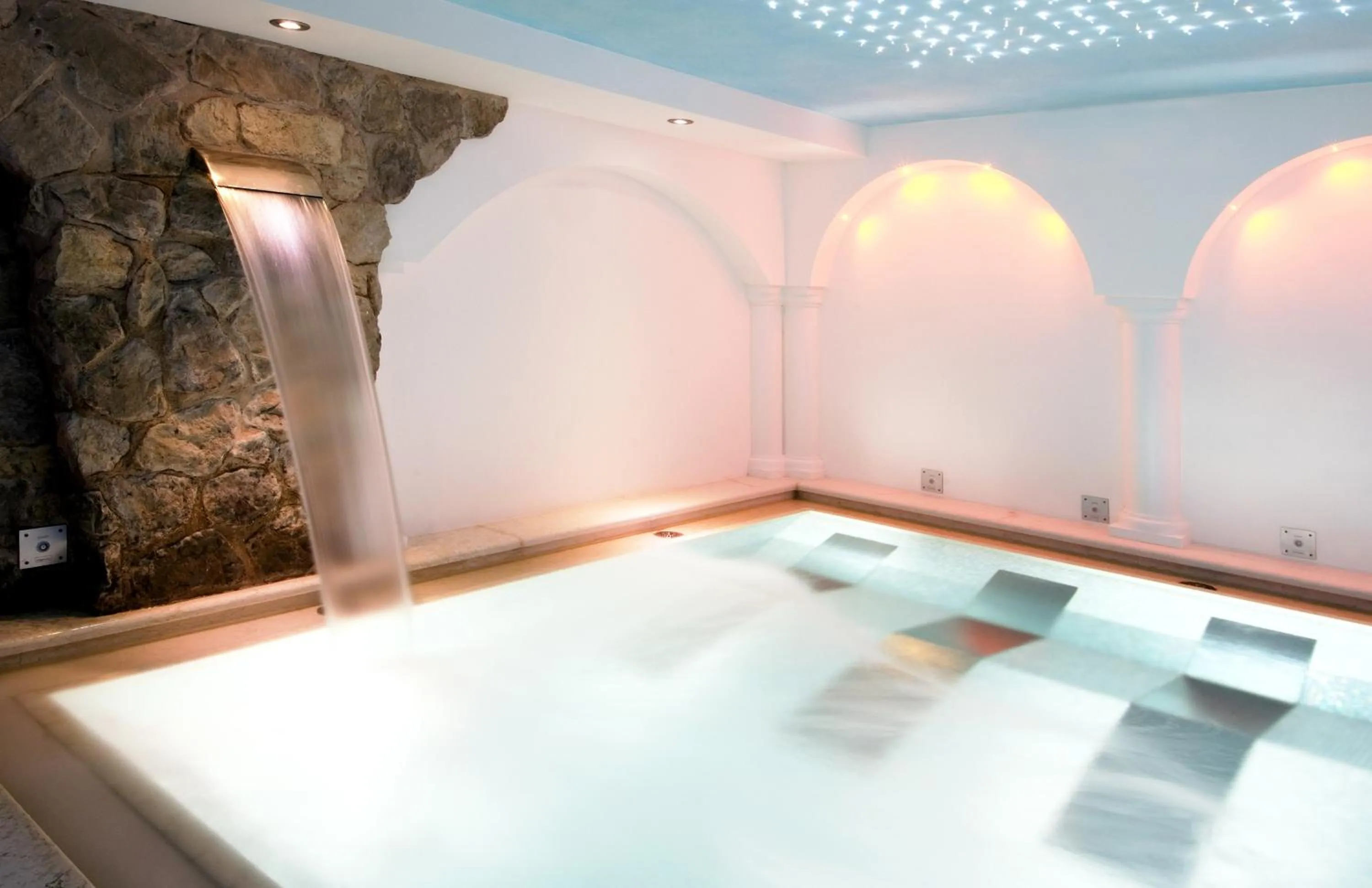 Spa and wellness centre/facilities in Parc Hotel Flora S