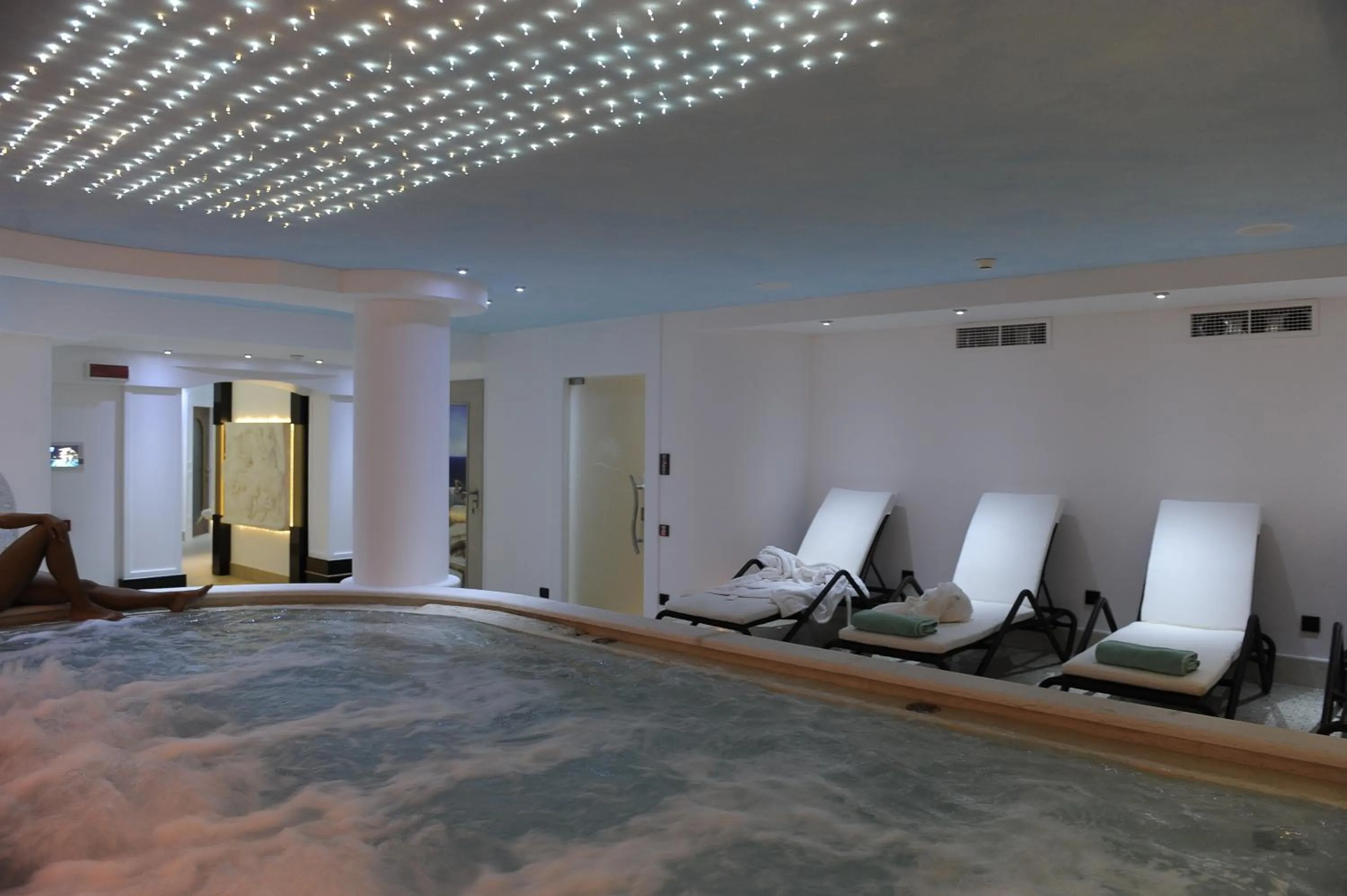 Spa and wellness centre/facilities in Parc Hotel Flora S