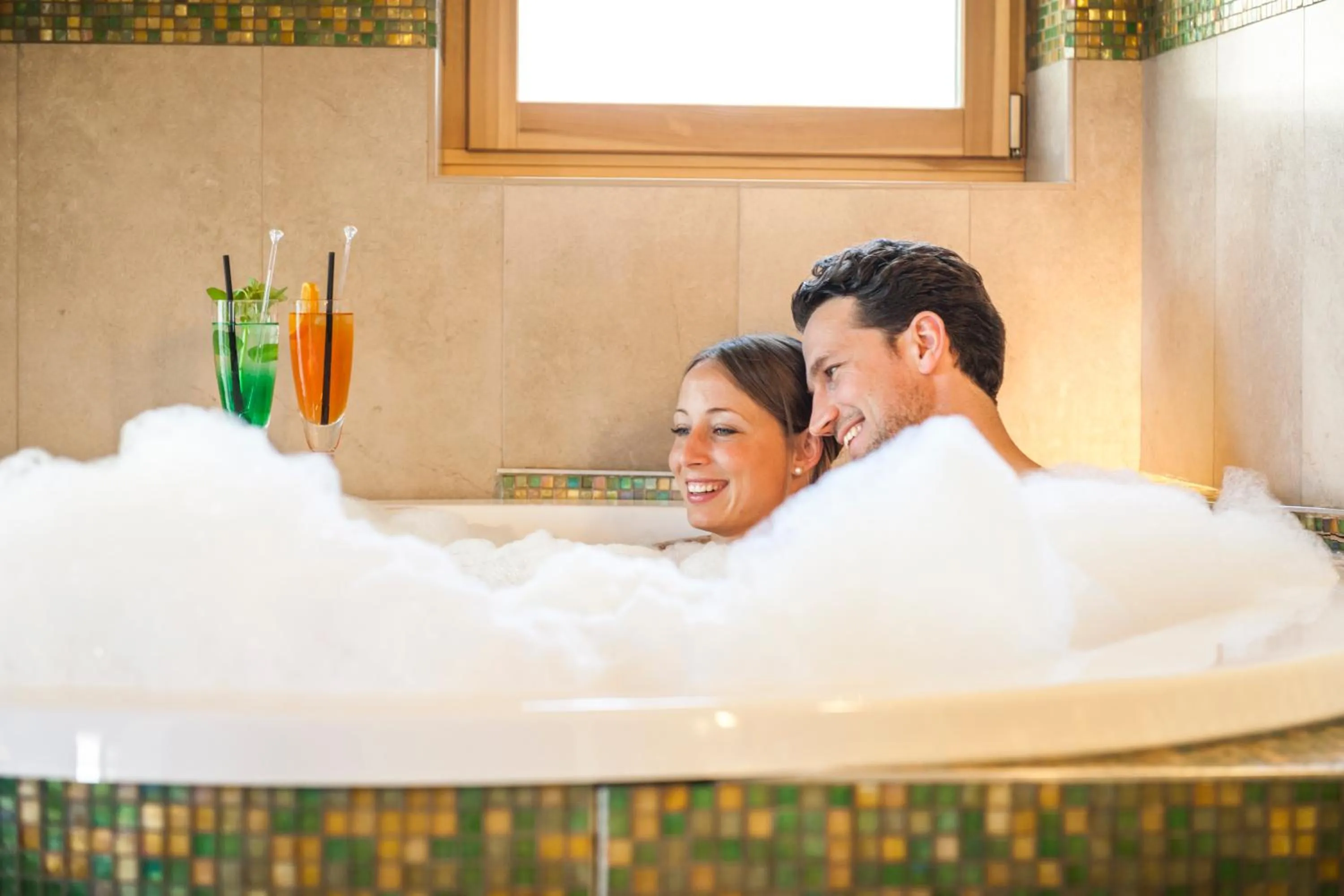 Hot Tub in Parc Hotel Flora S