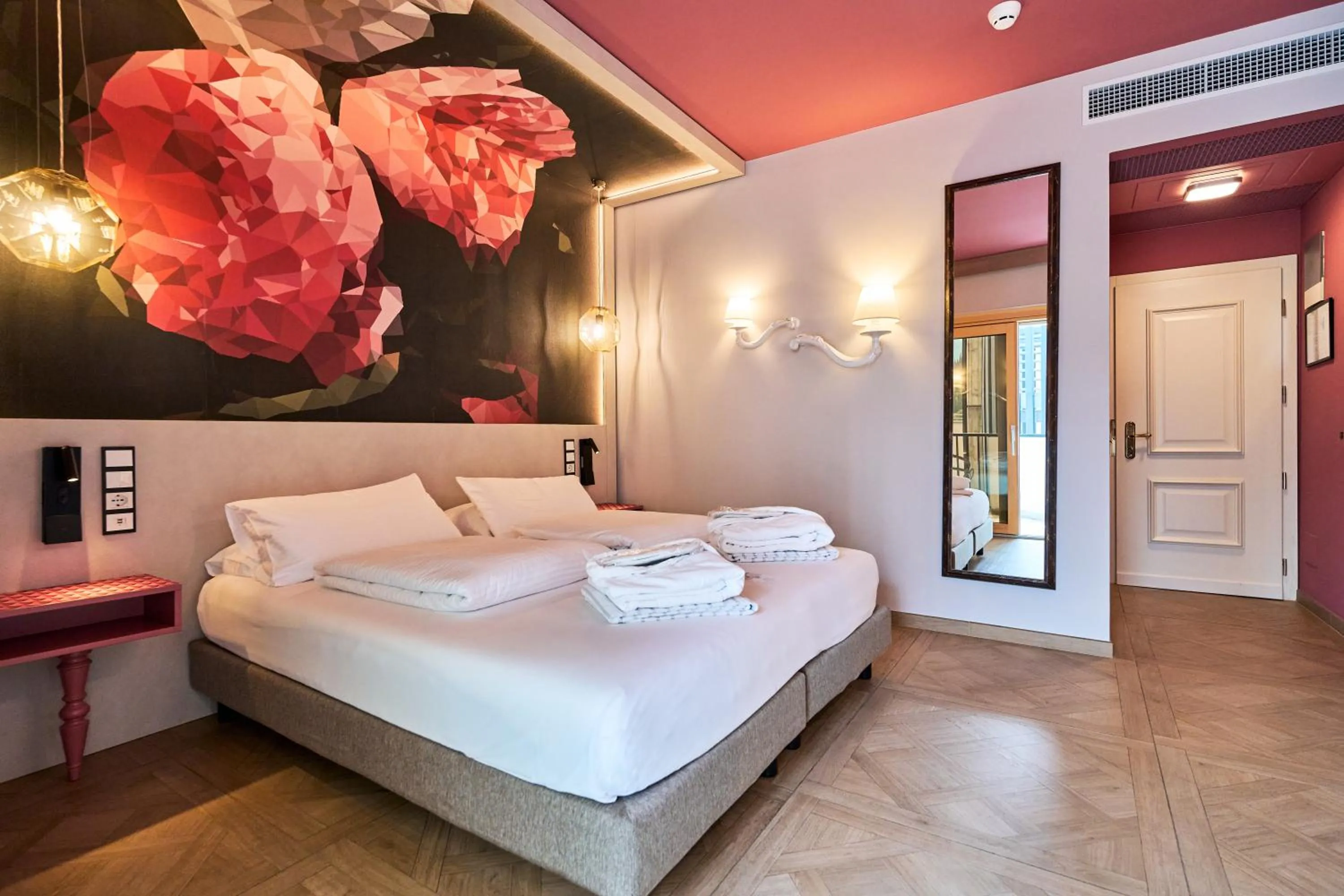 Bedroom, Bed in Parc Hotel Flora S