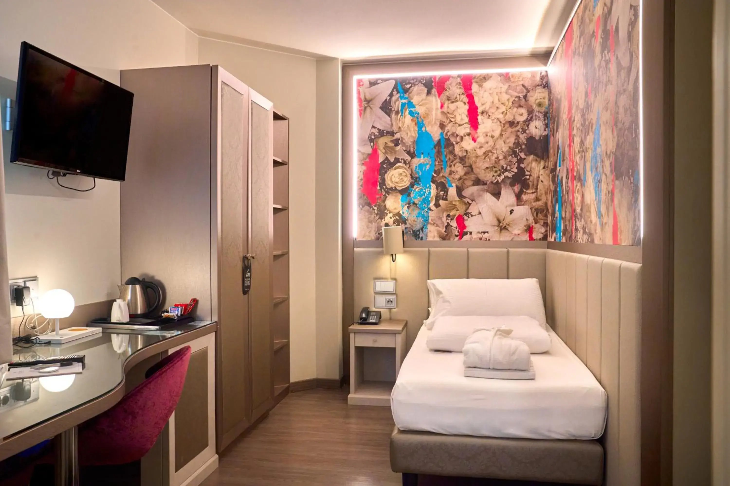 Single Room in Parc Hotel Flora S Single Room in Parc Hotel Flora S