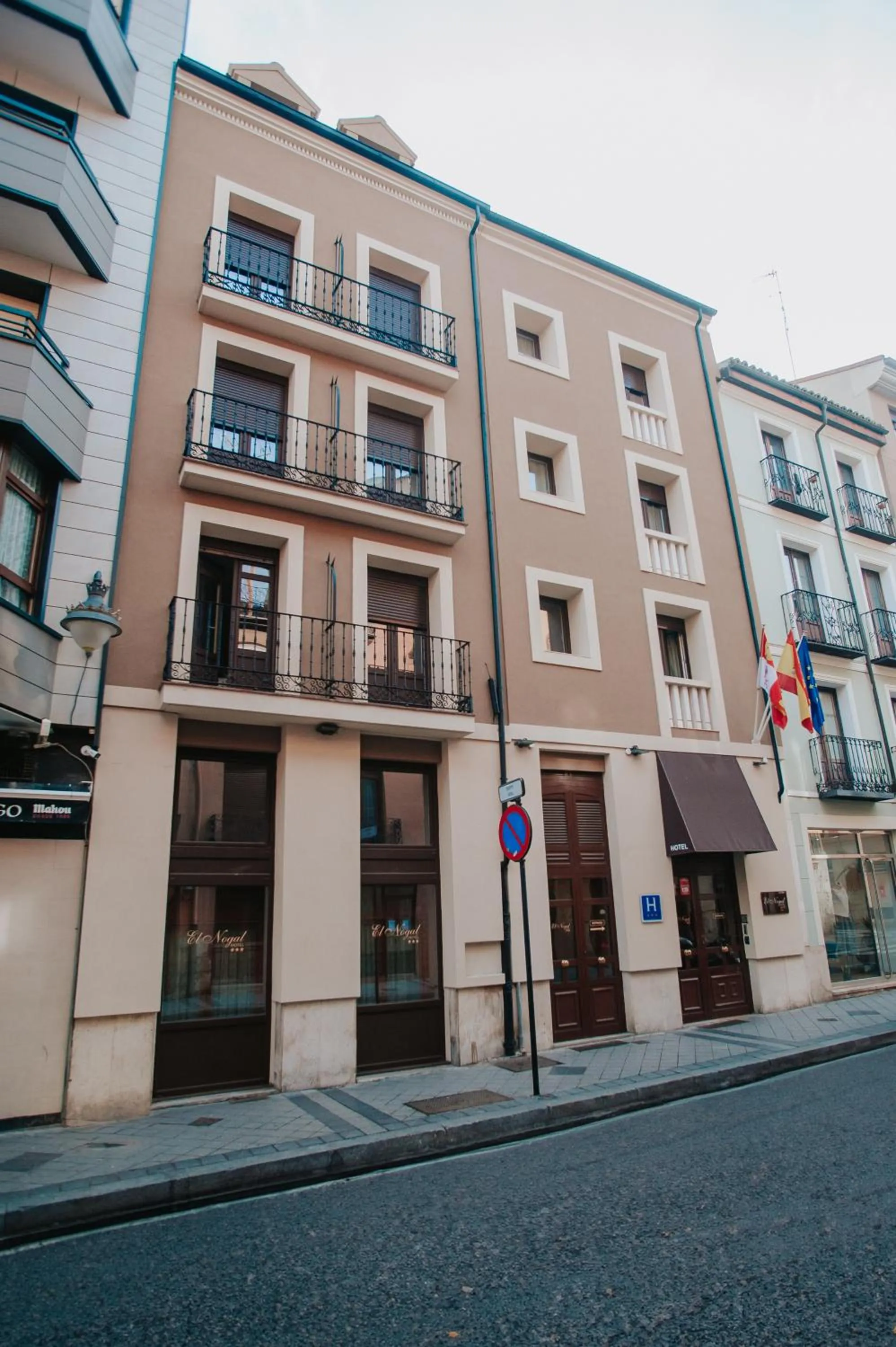 Property building in Hotel El Nogal